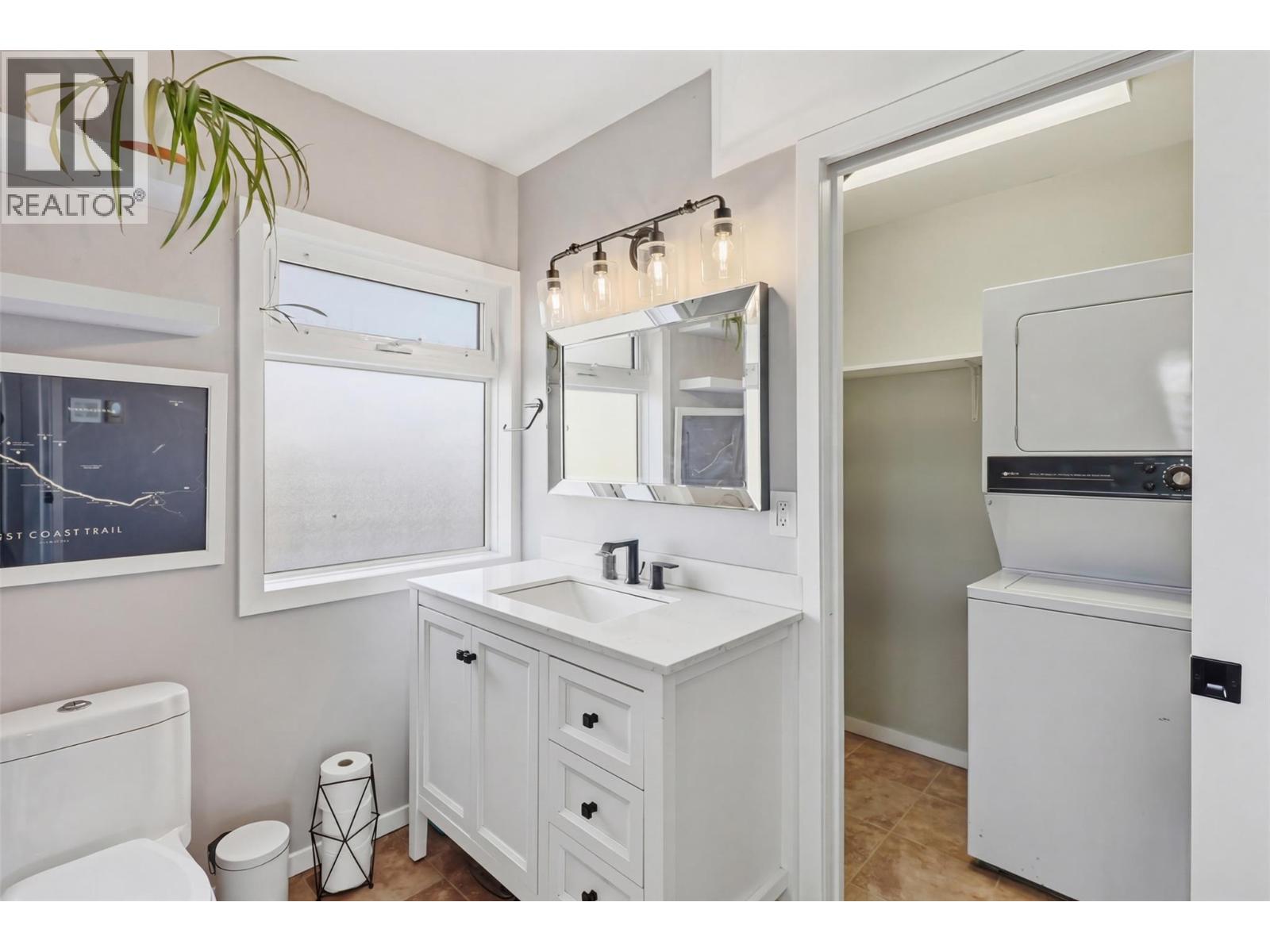 922 Westminster Avenue, Kamloops, British Columbia  V2B 1P1 - Photo 18 - 10379924