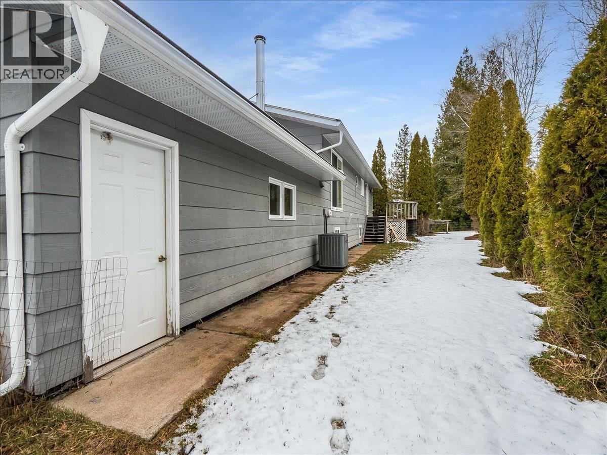 1076 Columbia Gardens Road, Fruitvale, British Columbia  V0G 1L1 - Photo 67 - 10379858