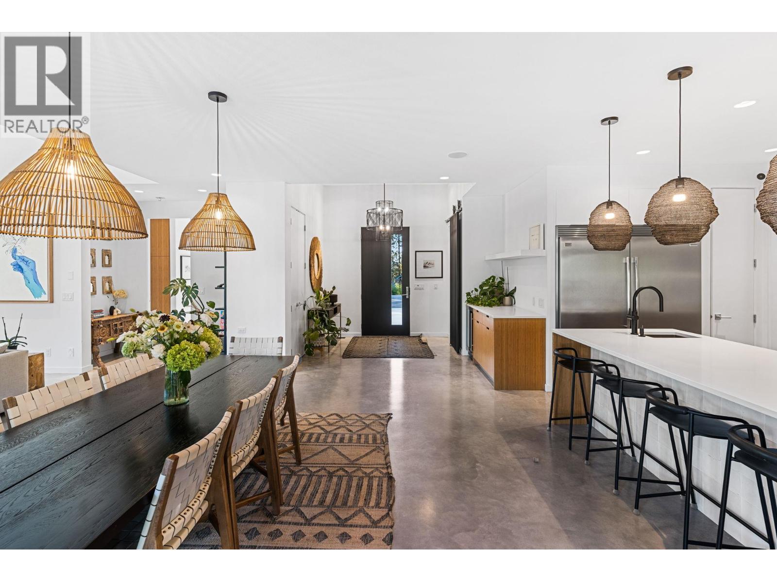 4535 Mcculloch Road, Kelowna, British Columbia  V1W 4G1 - Photo 5 - 10379449
