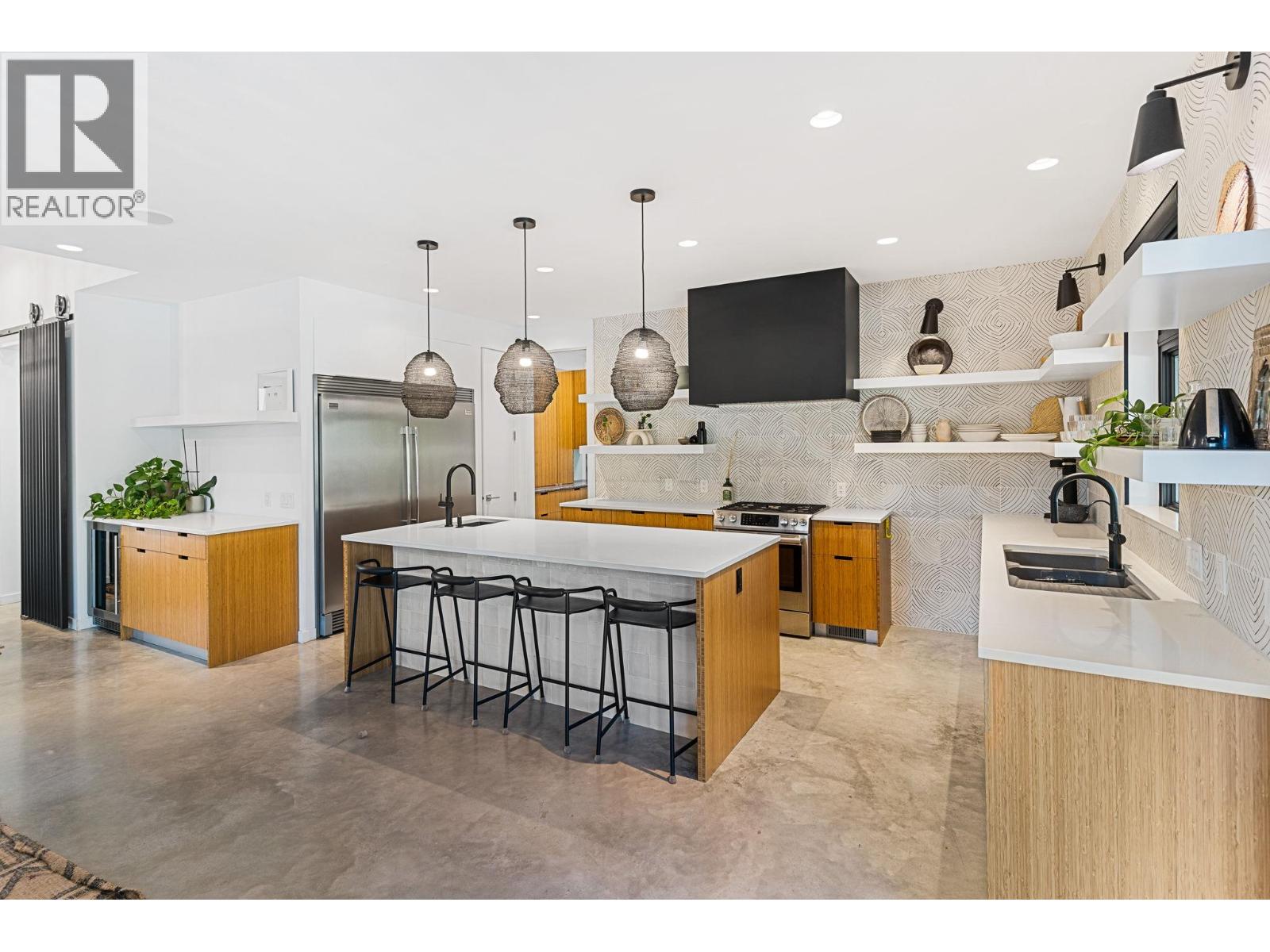 4535 Mcculloch Road, Kelowna, British Columbia  V1W 4G1 - Photo 6 - 10379449