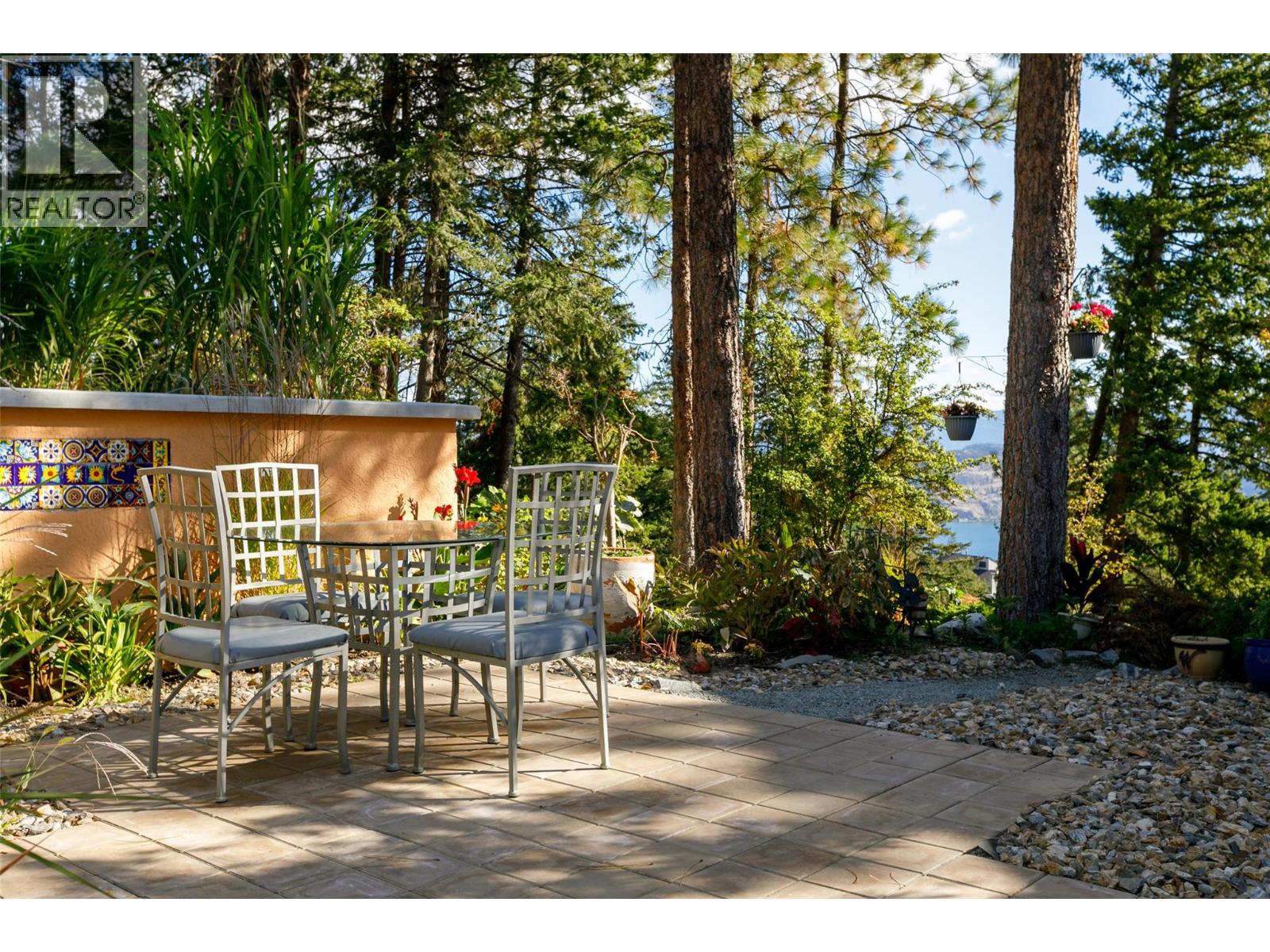 1642 West Kelowna Road, West Kelowna, British Columbia  V1Z 3B7 - Photo 5 - 10379885