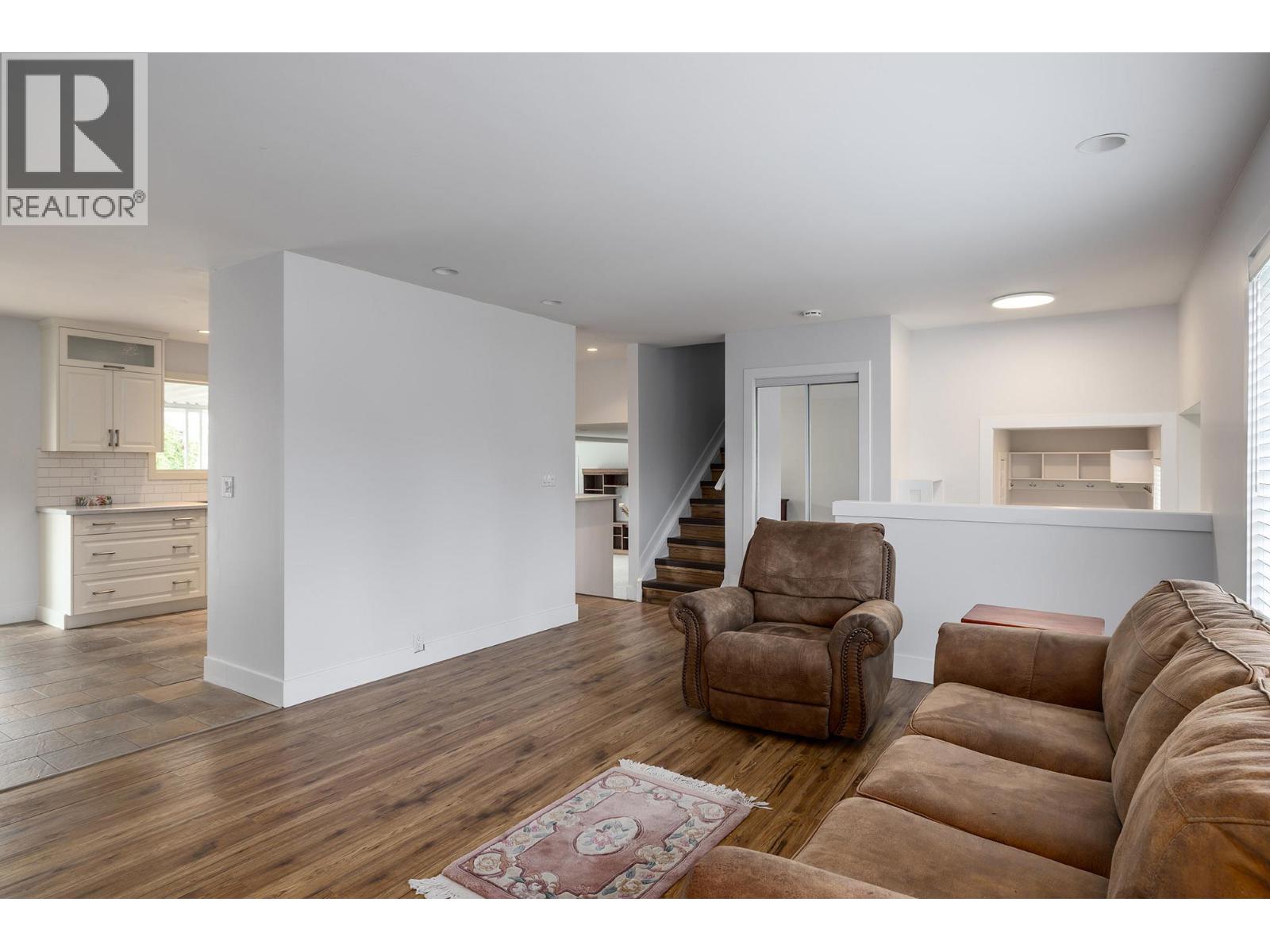 2571 Pineridge Place, West Kelowna, British Columbia  V4T 2J7 - Photo 5 - 10379489
