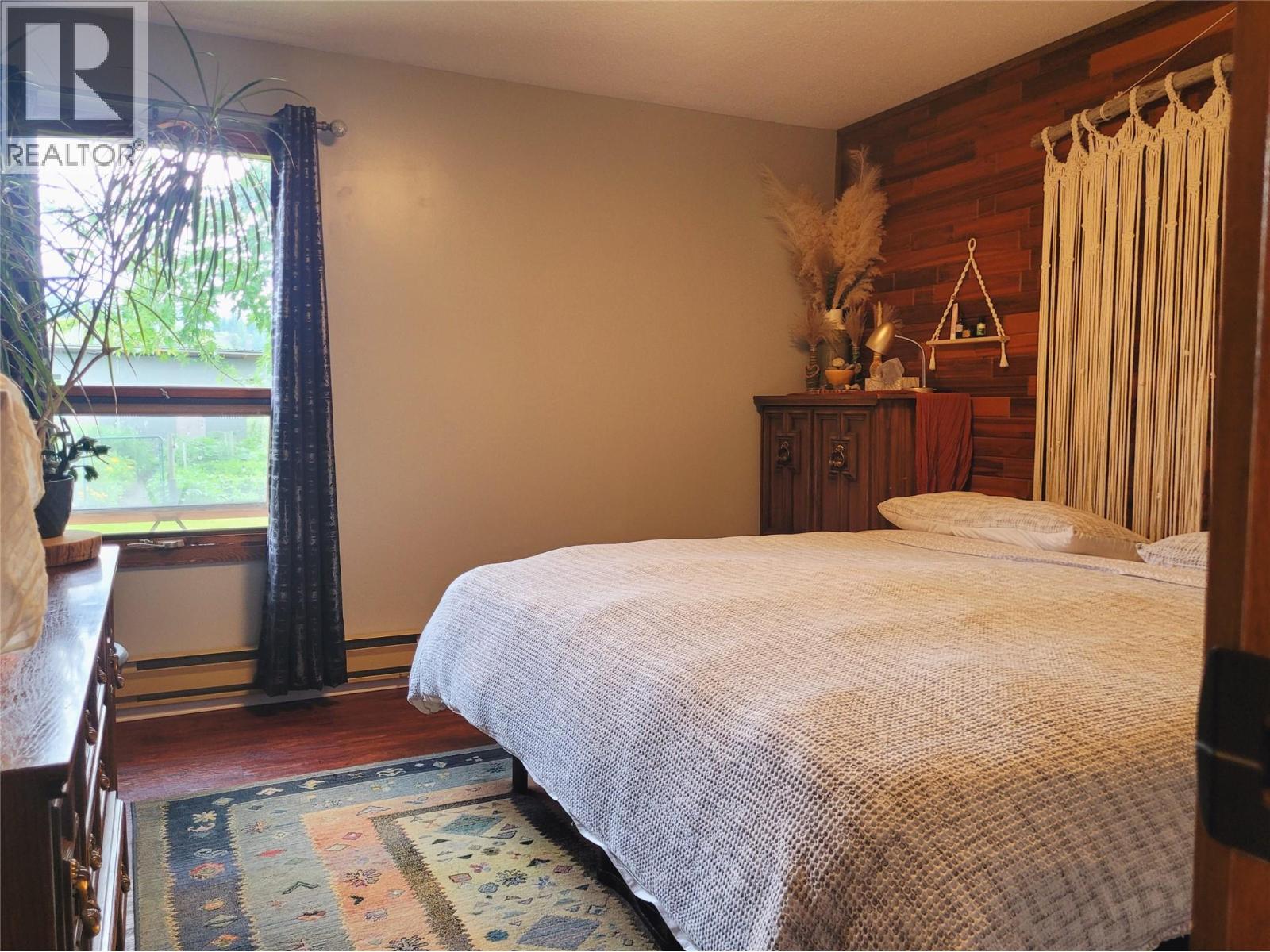 177 24 Highway, Little Fort, British Columbia  V0E 2C0 - Photo 17 - 10380163