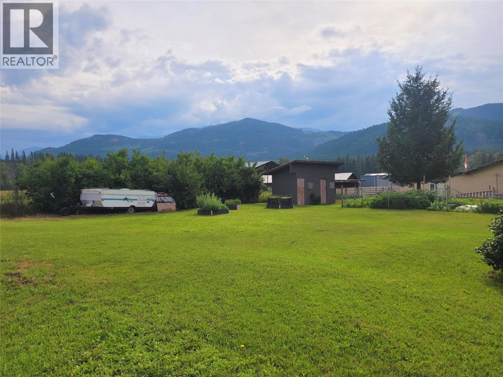 177 24 Highway, Little Fort, British Columbia  V0E 2C0 - Photo 40 - 10380163