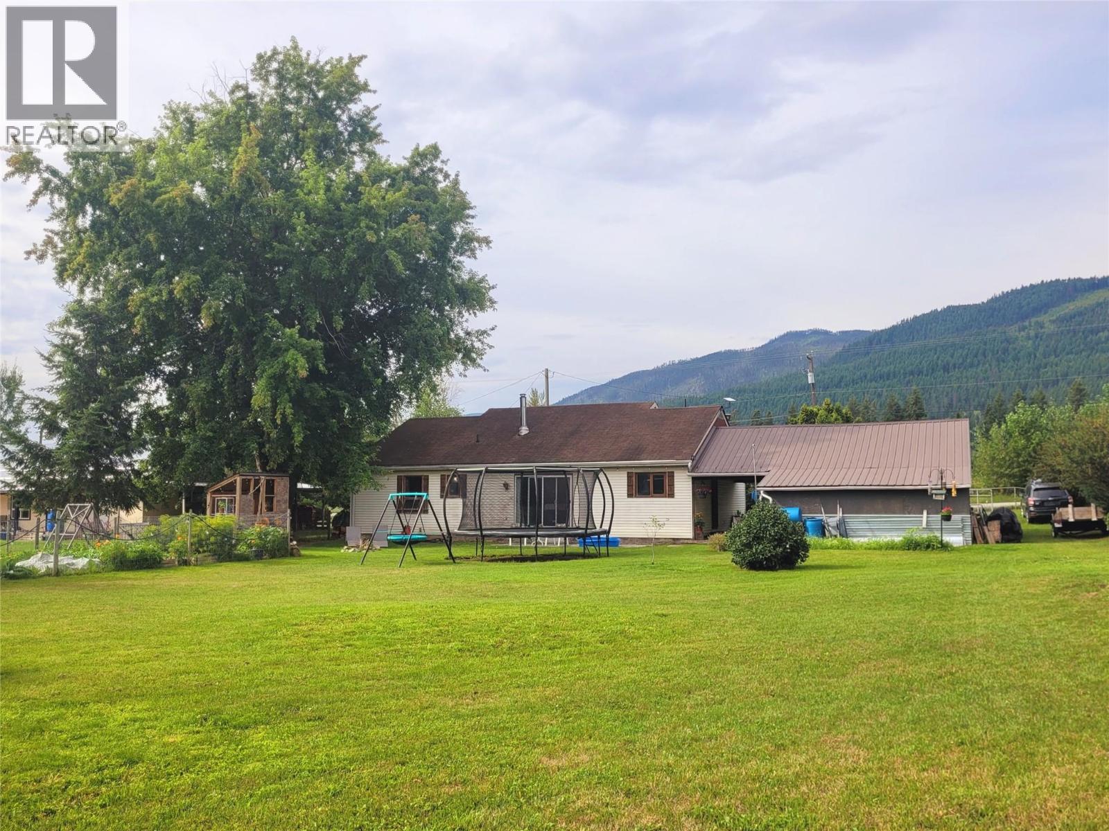 177 24 Highway, Little Fort, British Columbia  V0E 2C0 - Photo 41 - 10380163