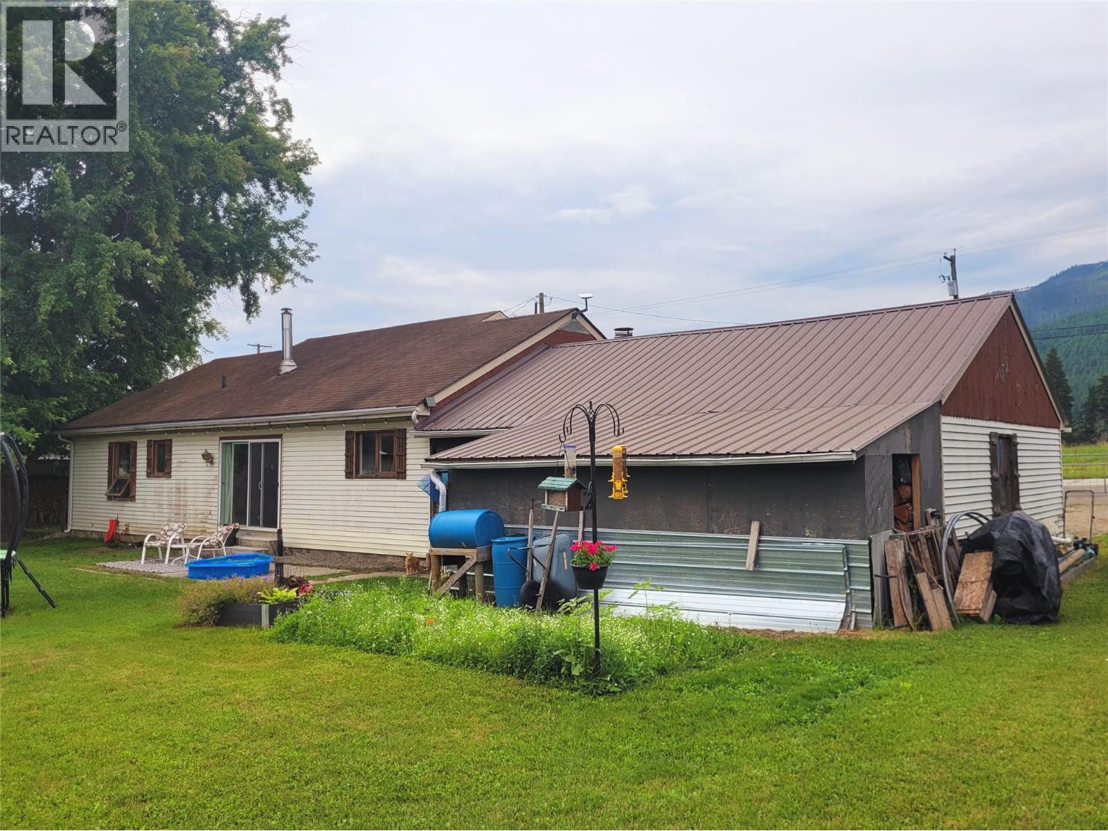 177 24 Highway, Little Fort, British Columbia  V0E 2C0 - Photo 42 - 10380163
