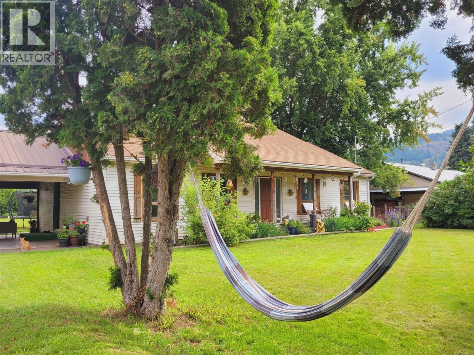 177 24 Highway, Little Fort, British Columbia  V0E 2C0 - Photo 44 - 10380163