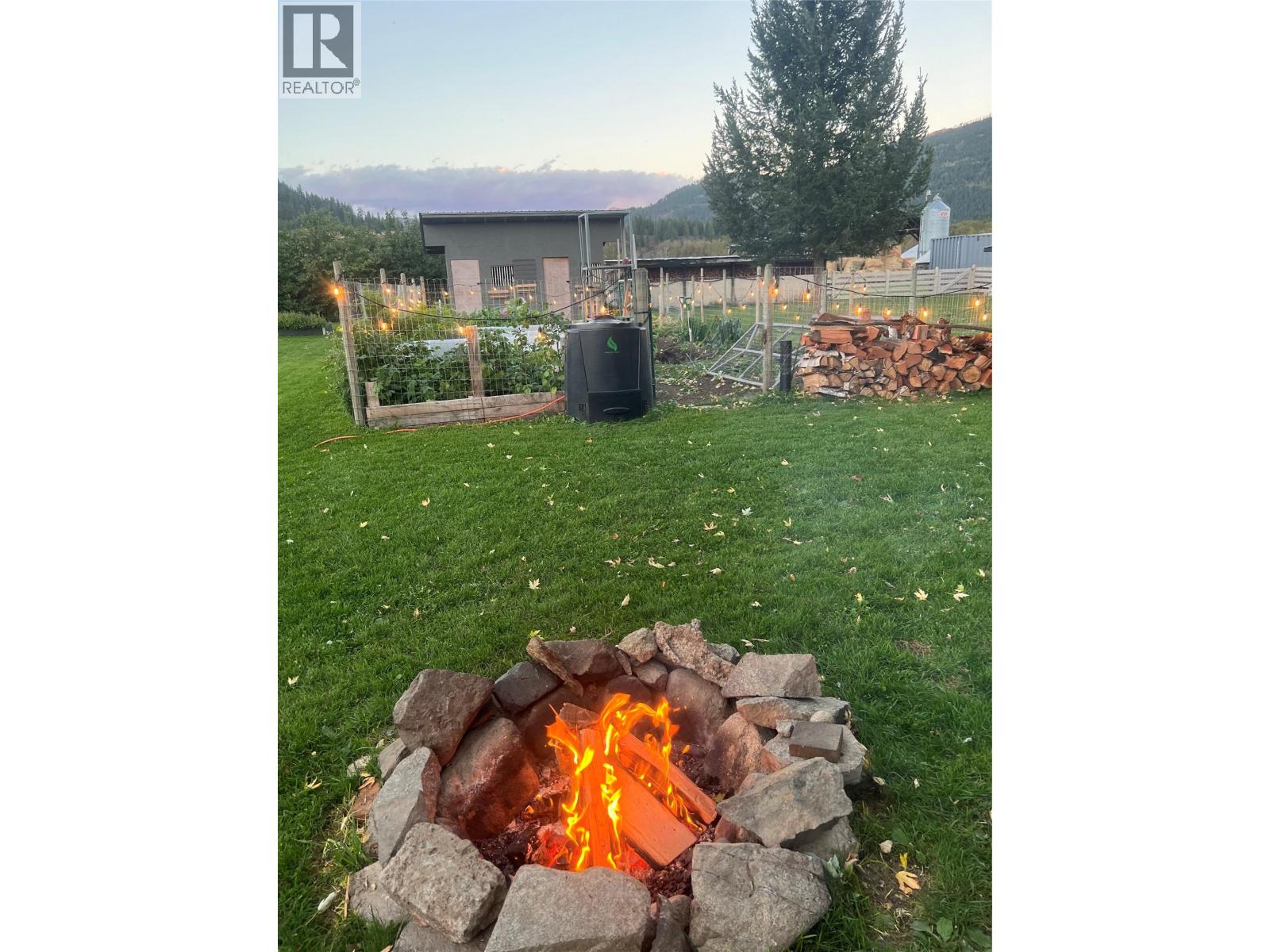 177 24 Highway, Little Fort, British Columbia  V0E 2C0 - Photo 48 - 10380163