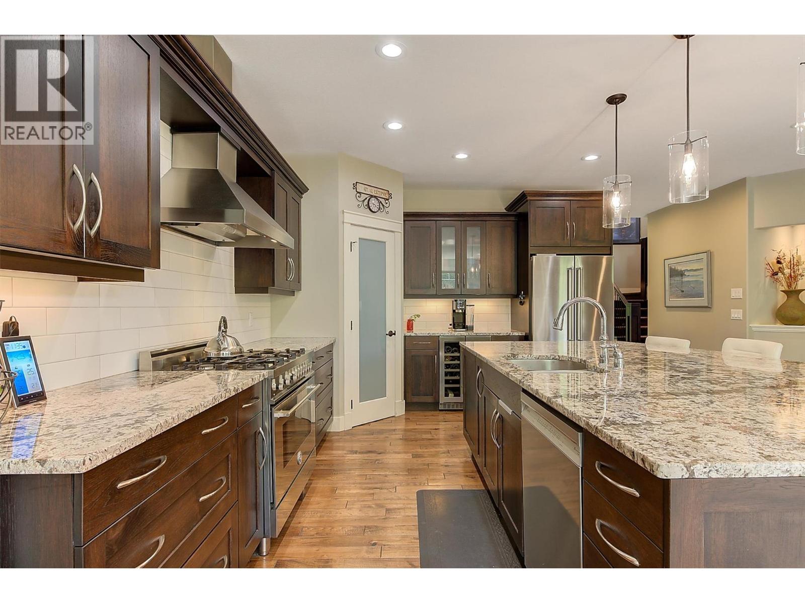 2423 Paramount Drive, West Kelowna, British Columbia  V4T 3K4 - Photo 12 - 10380135