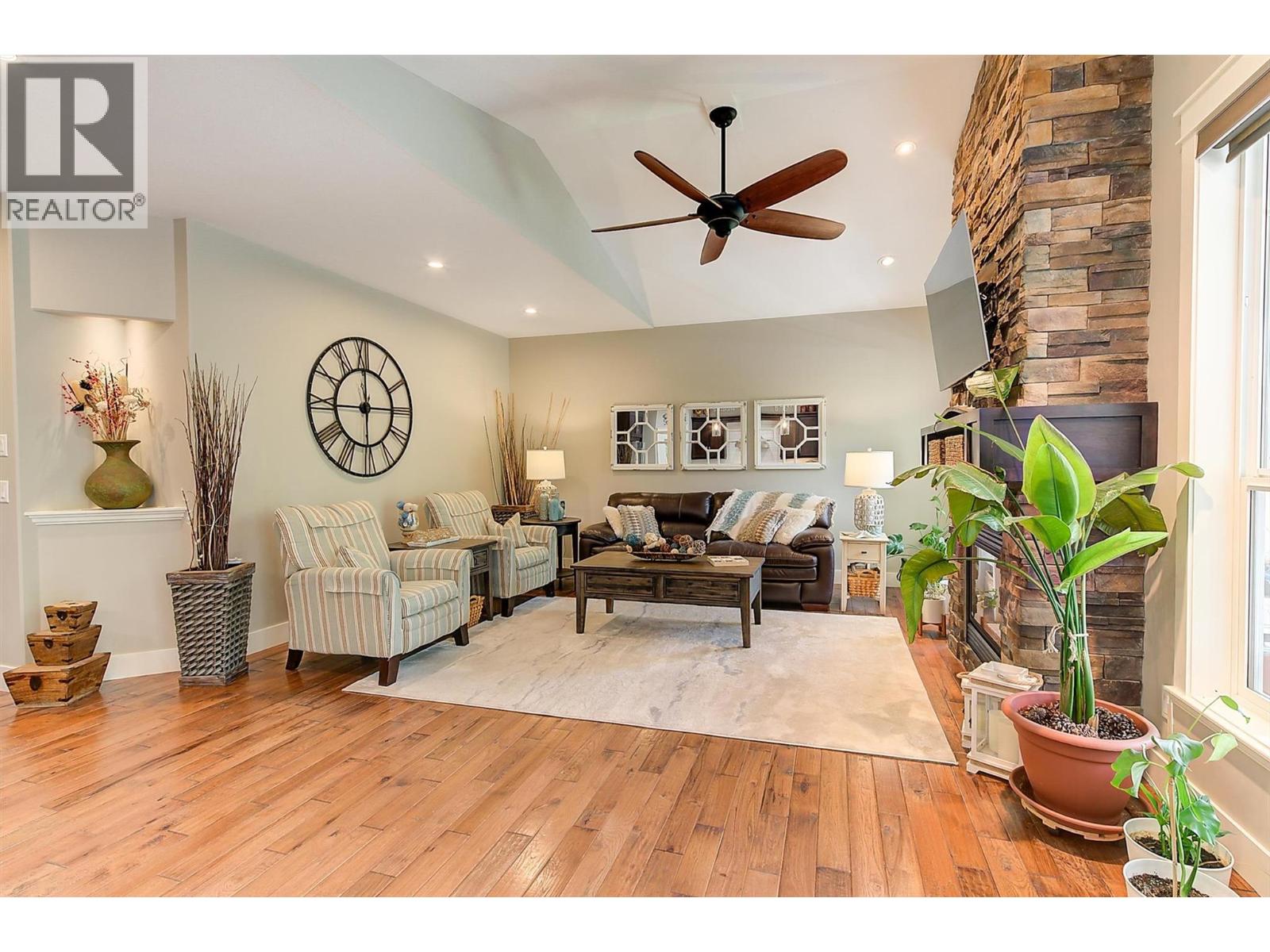 2423 Paramount Drive, West Kelowna, British Columbia  V4T 3K4 - Photo 17 - 10380135