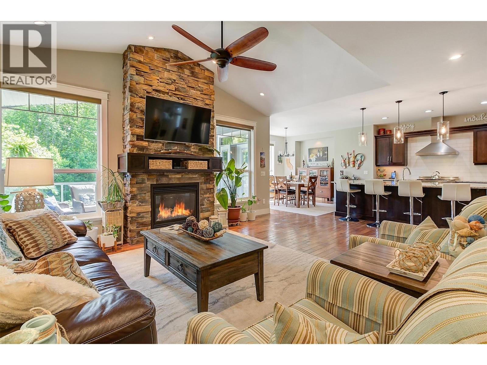 2423 Paramount Drive, West Kelowna, British Columbia  V4T 3K4 - Photo 23 - 10380135