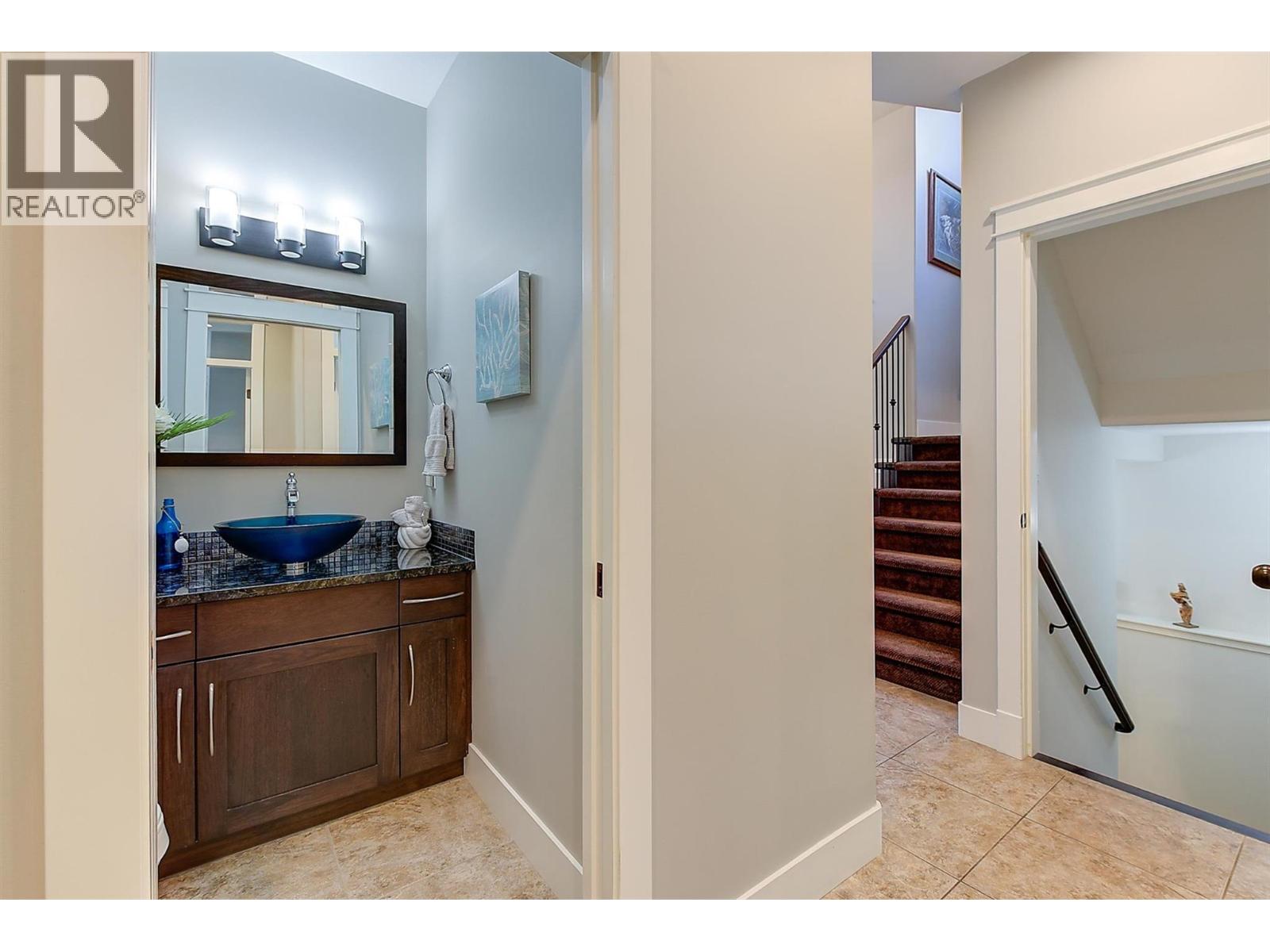 2423 Paramount Drive, West Kelowna, British Columbia  V4T 3K4 - Photo 36 - 10380135