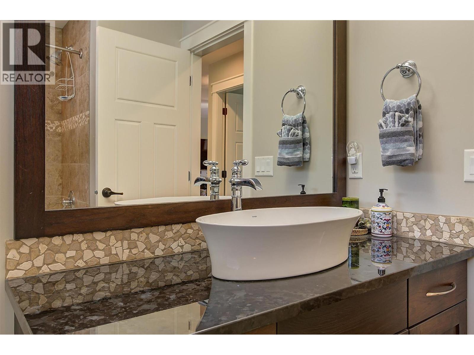 2423 Paramount Drive, West Kelowna, British Columbia  V4T 3K4 - Photo 42 - 10380135