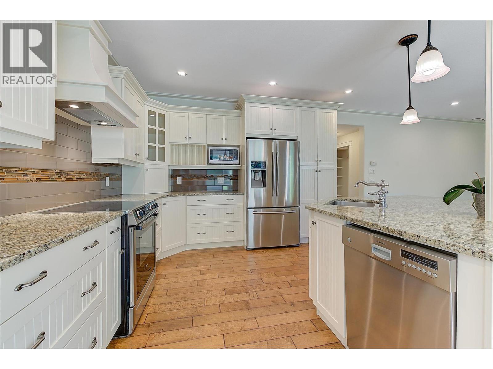 2423 Paramount Drive, West Kelowna, British Columbia  V4T 3K4 - Photo 55 - 10380135