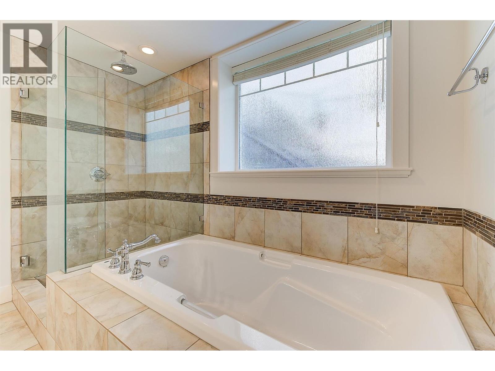 2423 Paramount Drive, West Kelowna, British Columbia  V4T 3K4 - Photo 59 - 10380135