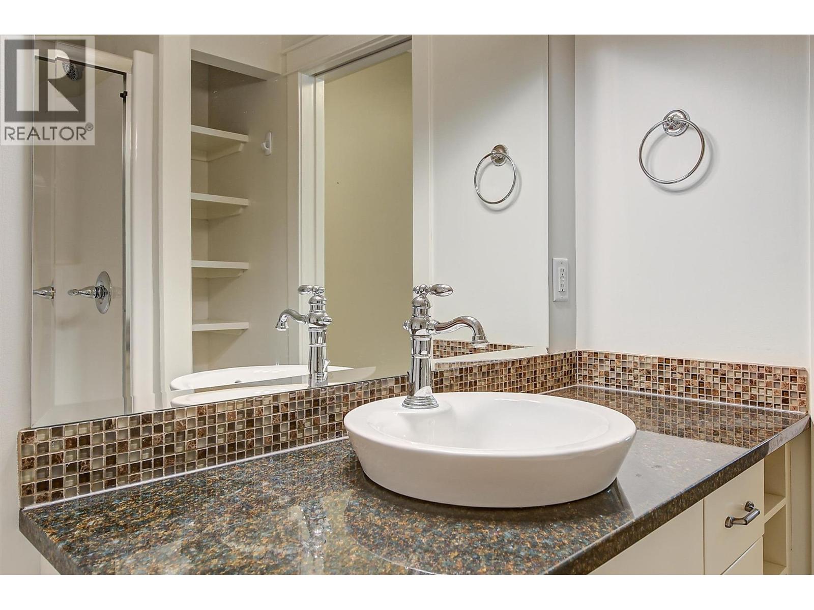 2423 Paramount Drive, West Kelowna, British Columbia  V4T 3K4 - Photo 68 - 10380135