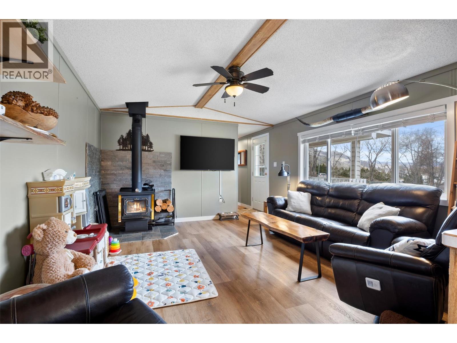7090 Watson  E Drive, Kamloops, British Columbia  v0k 2j0 - Photo 4 - 10380025
