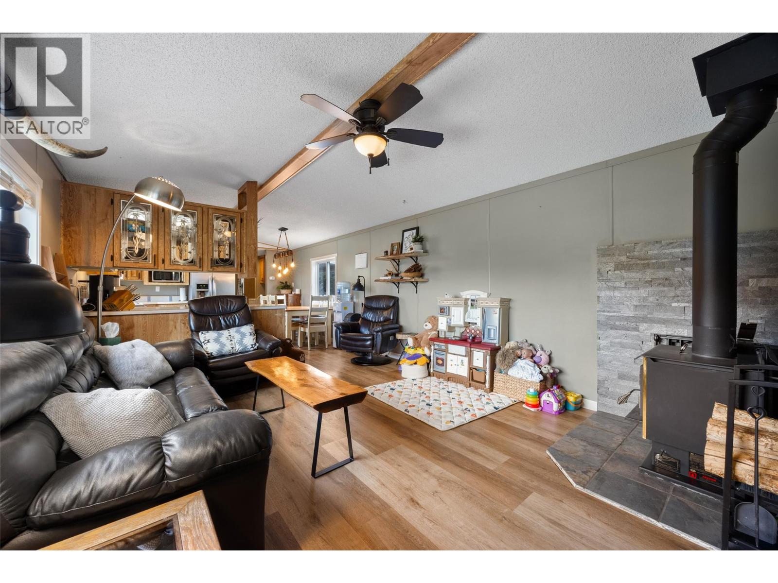 7090 Watson  E Drive, Kamloops, British Columbia  v0k 2j0 - Photo 6 - 10380025
