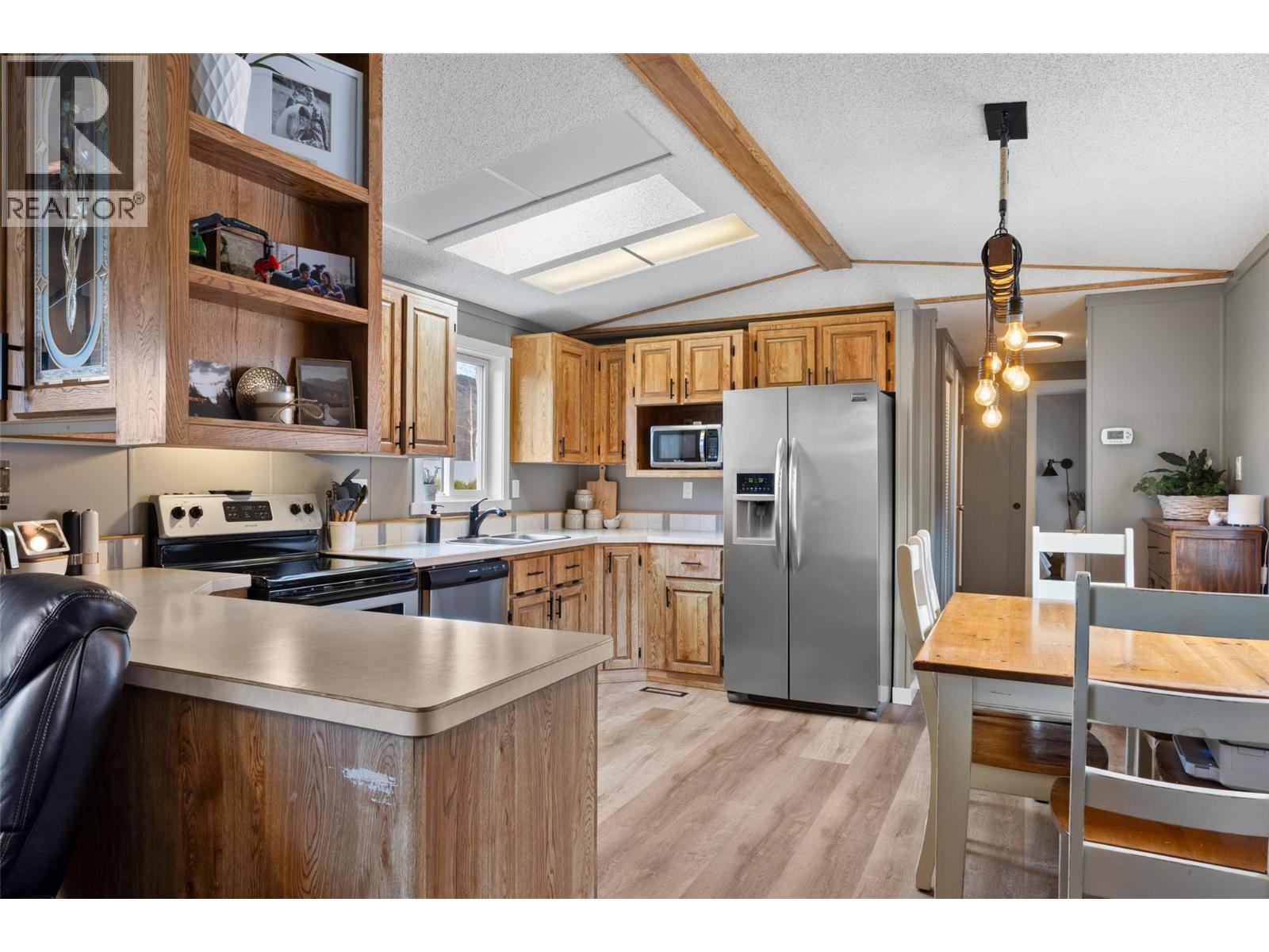 7090 Watson  E Drive, Kamloops, British Columbia  v0k 2j0 - Photo 7 - 10380025
