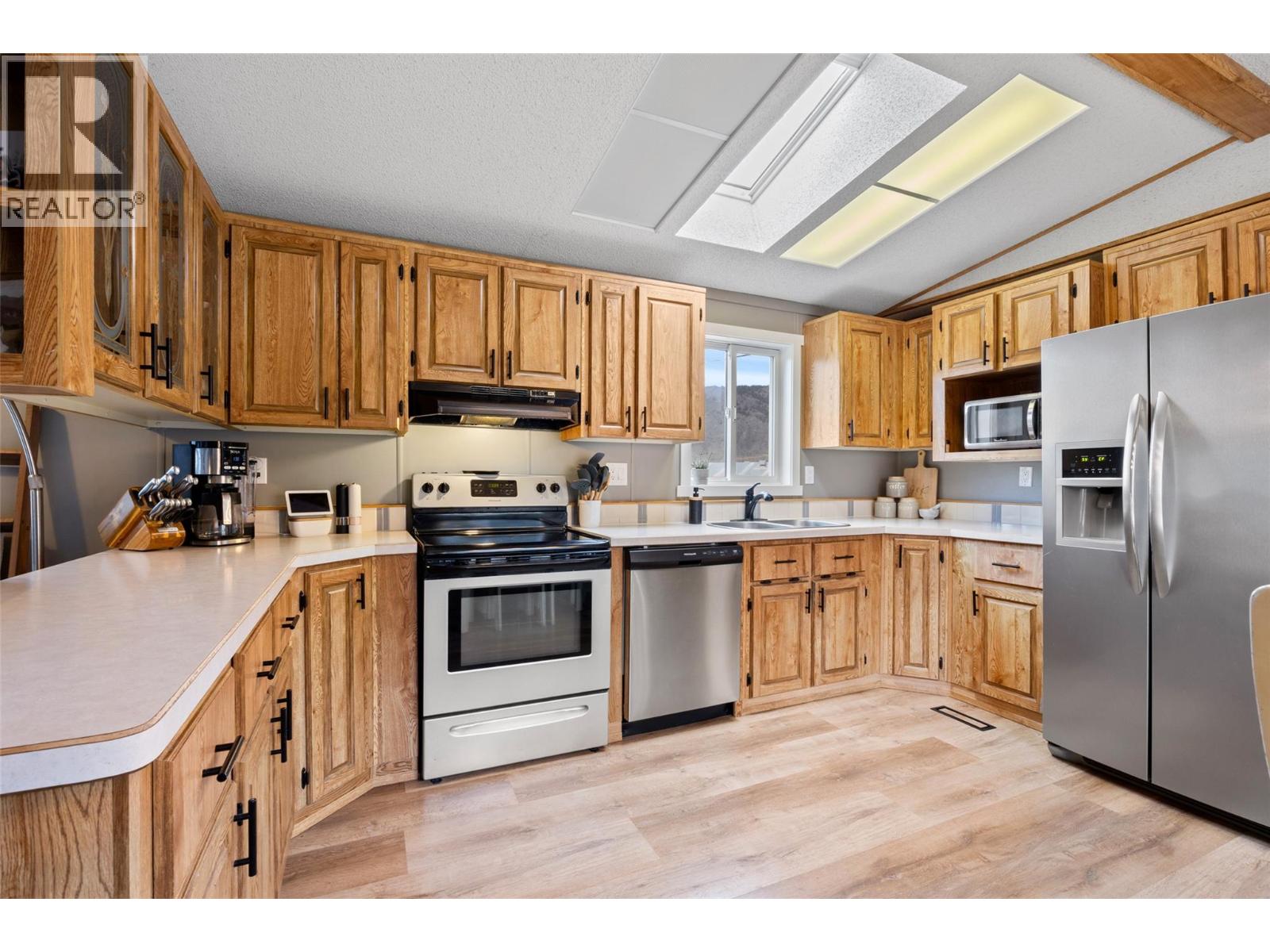 7090 Watson  E Drive, Kamloops, British Columbia  v0k 2j0 - Photo 8 - 10380025
