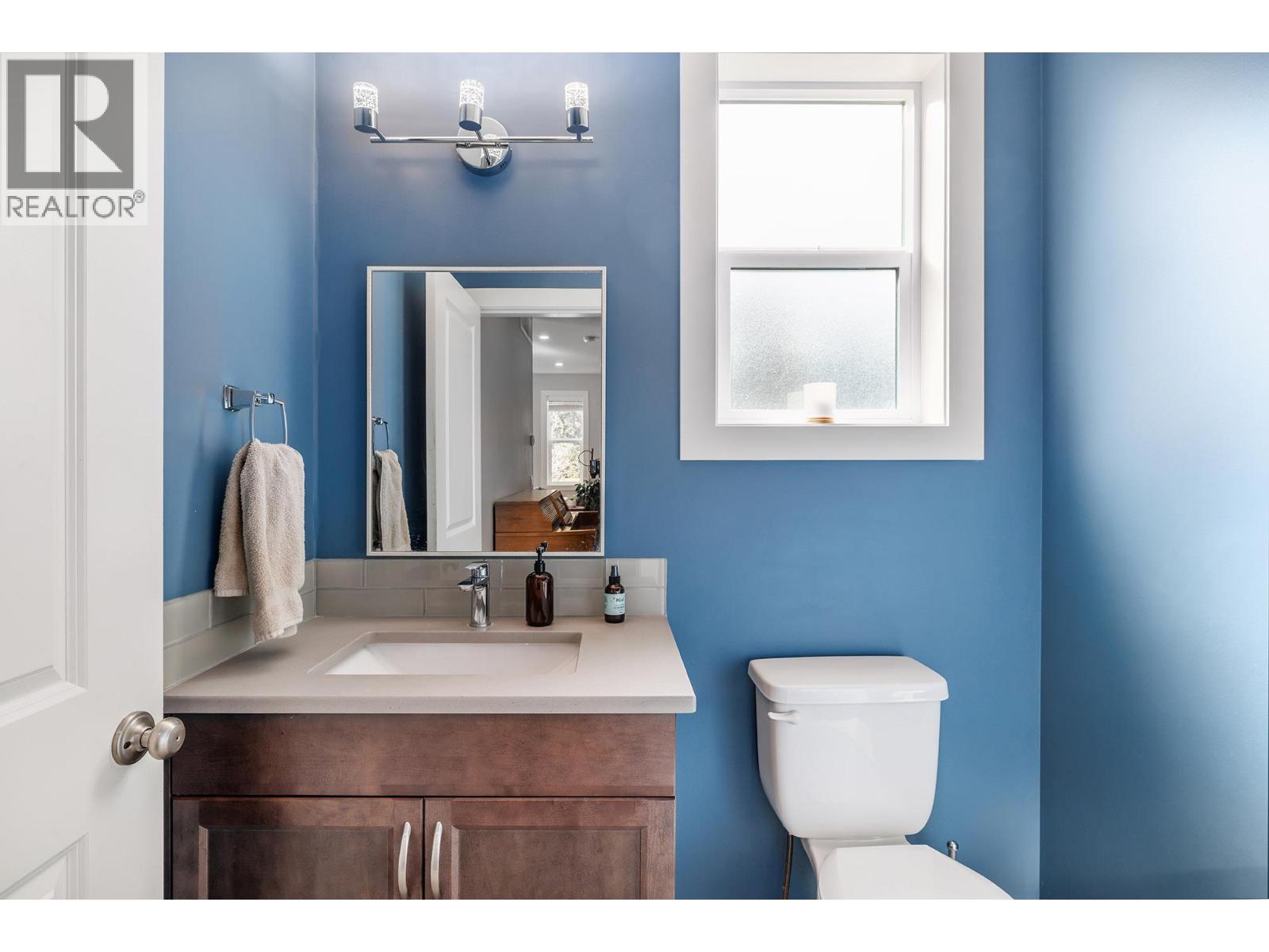 1259 Rio Drive, Kelowna, British Columbia  V1V 1E2 - Photo 10 - 10379632