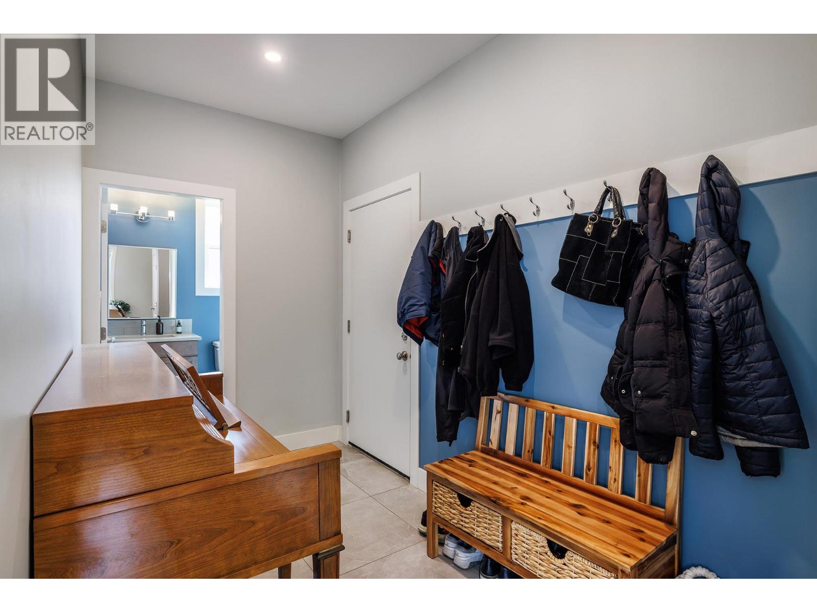 1259 Rio Drive, Kelowna, British Columbia  V1V 1E2 - Photo 11 - 10379632