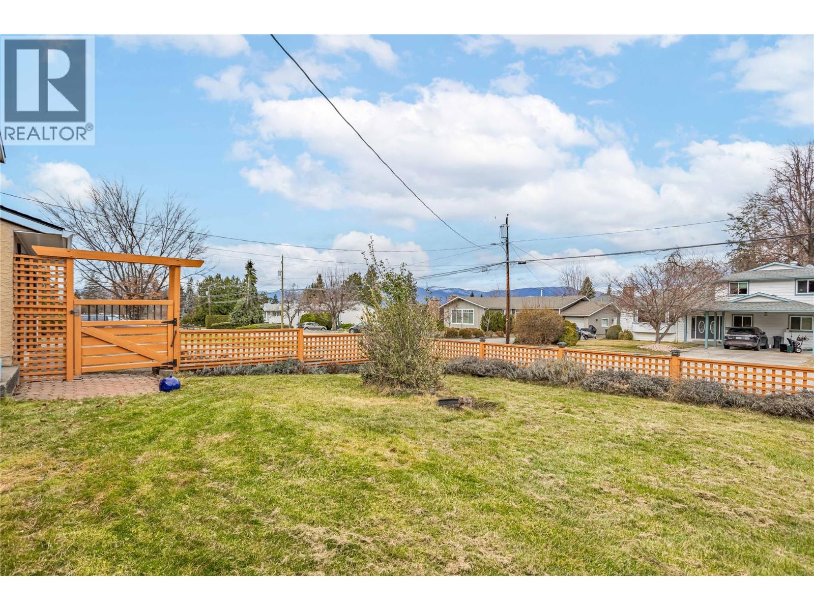 863 Hammer Avenue, Kelowna, British Columbia  V1W 2B7 - Photo 59 - 10378540