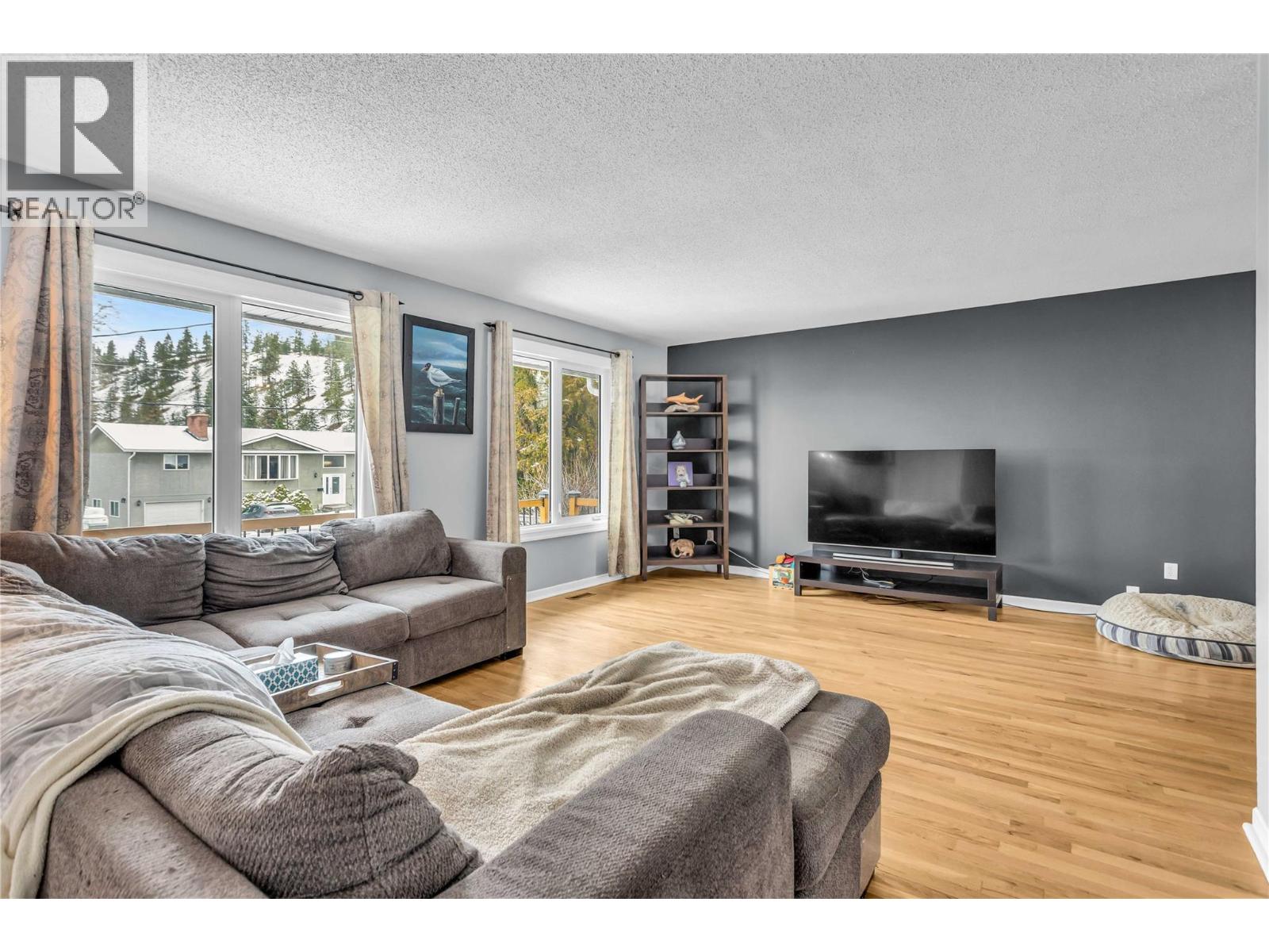 863 Hammer Avenue, Kelowna, British Columbia  V1W 2B7 - Photo 9 - 10378540
