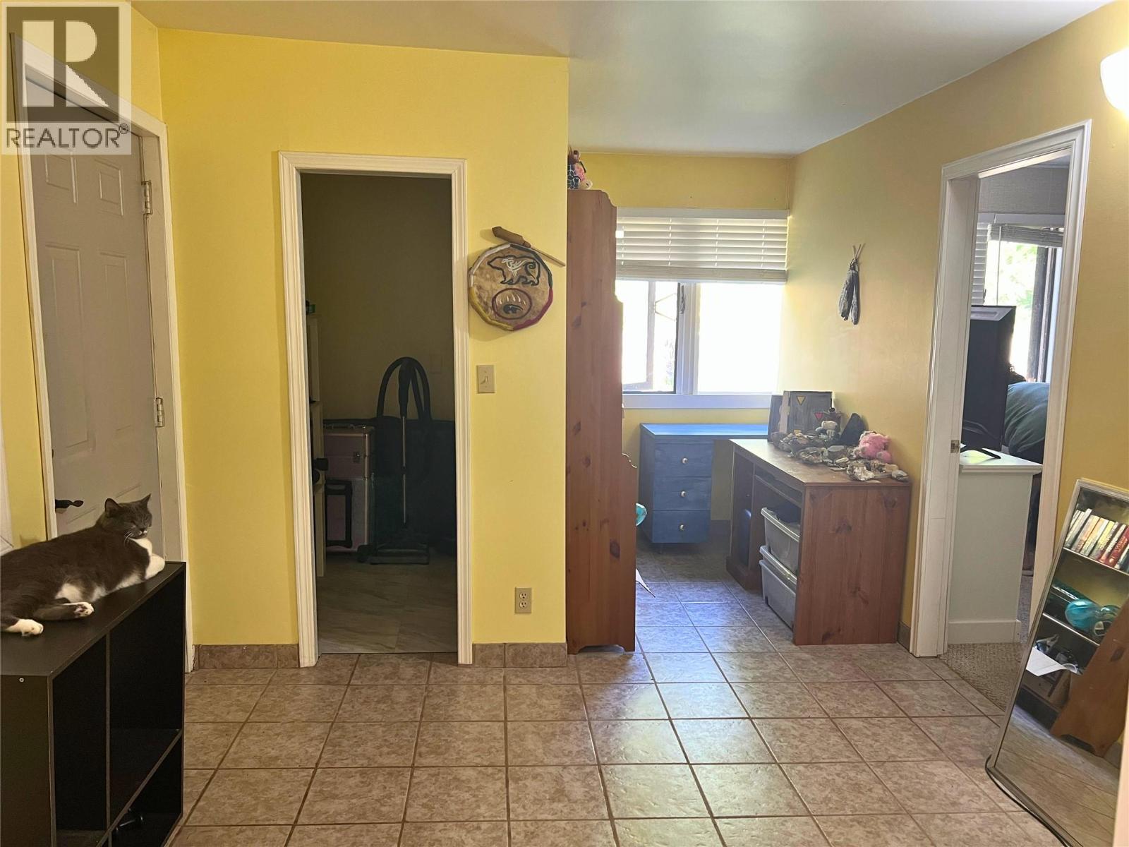7508 Crowfoot Drive, Anglemont, British Columbia  V0E 1M8 - Photo 15 - 10380187
