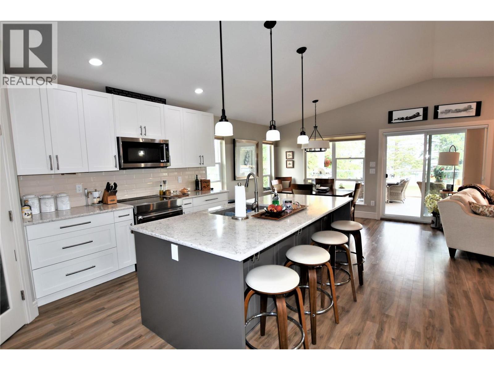 129 Deer Street, Vernon, British Columbia  V1H 2A1 - Photo 18 - 10380063