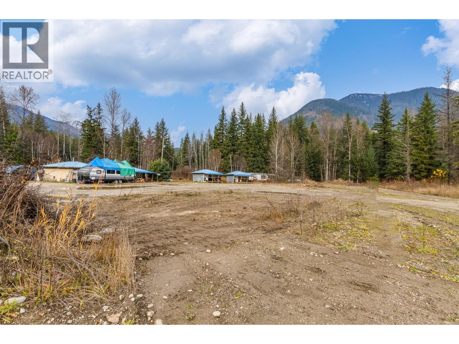 5513 Prosh Frontage Road, Sicamous, British Columbia  V0E 2J0 - Photo 13 - 10380201