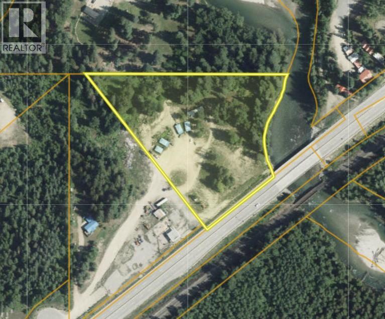 5513 Prosh Frontage Road, Sicamous, British Columbia  V0E 2J0 - Photo 2 - 10380201
