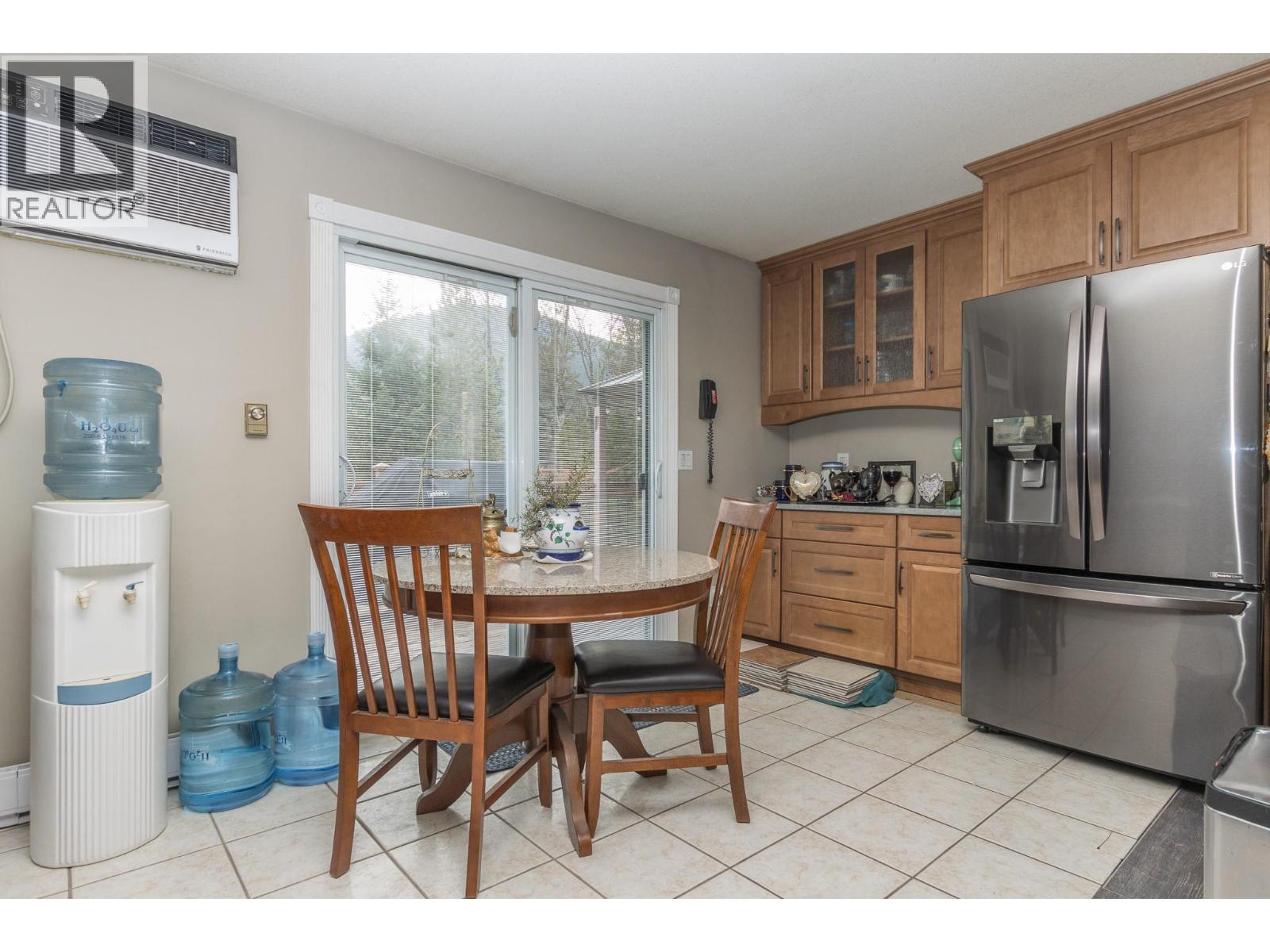5487 Prosh Frontage Road, Malakwa, British Columbia  V0E 2J0 - Photo 13 - 10380199