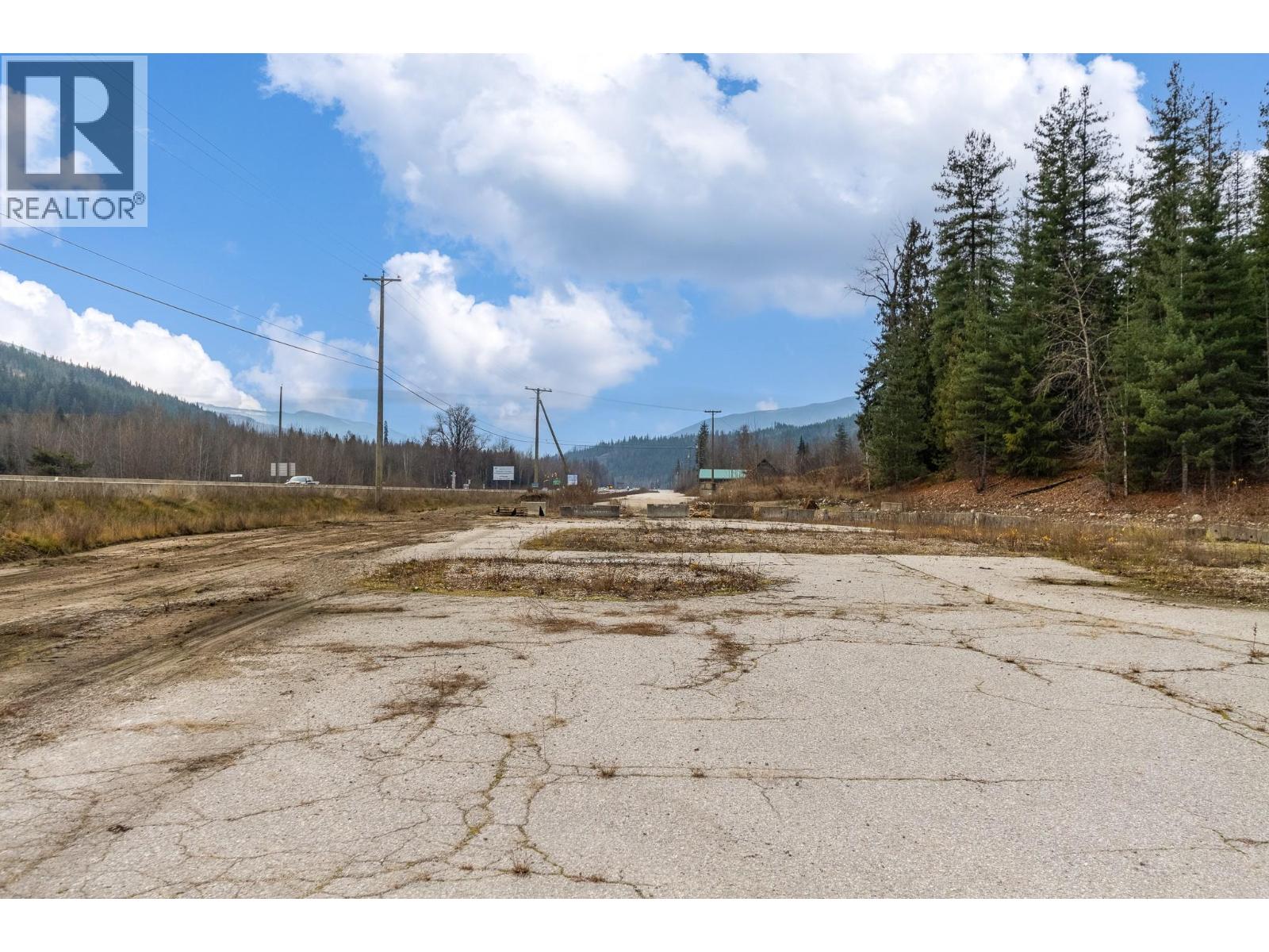 5487 Prosh Frontage Road, Malakwa, British Columbia  V0E 2J0 - Photo 19 - 10380199