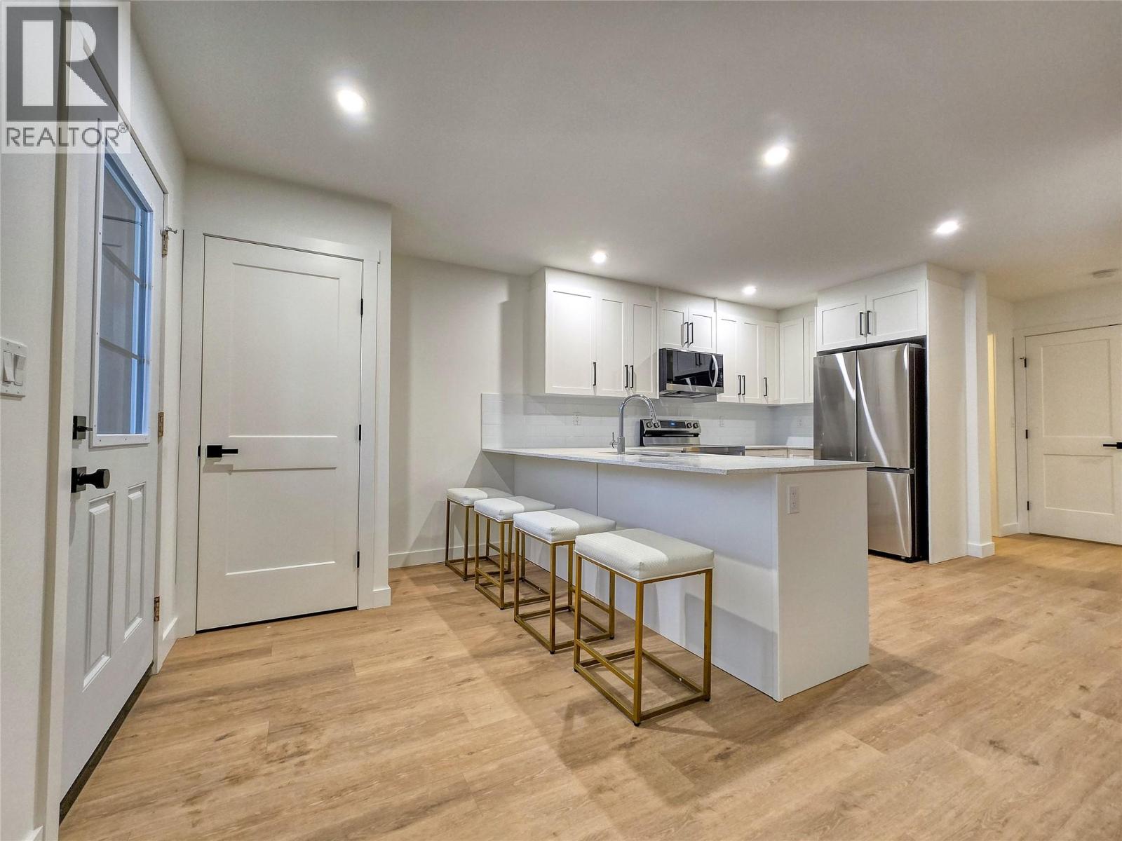 2098 Pine Tree Way Unit# 42, Invermere, British Columbia  V0A 1K4 - Photo 13 - 10379789