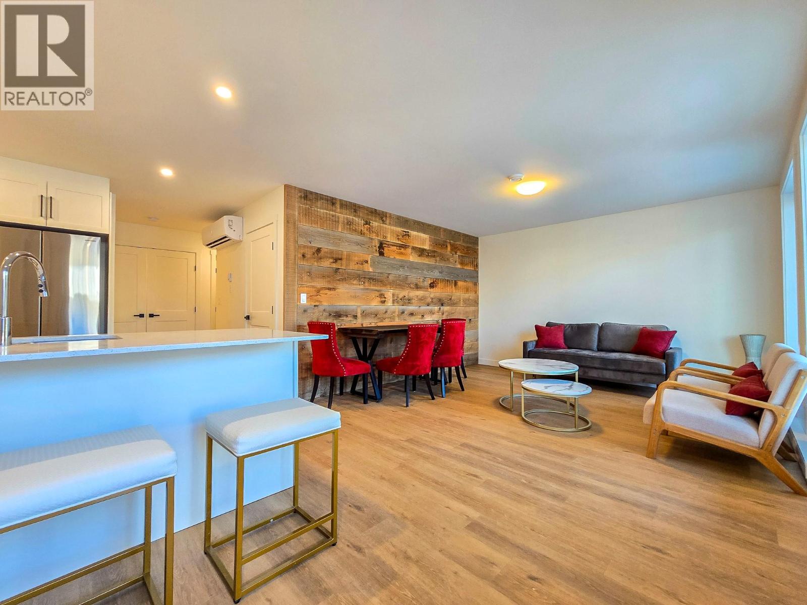 2098 Pine Tree Way Unit# 42, Invermere, British Columbia  V0A 1K4 - Photo 2 - 10379789