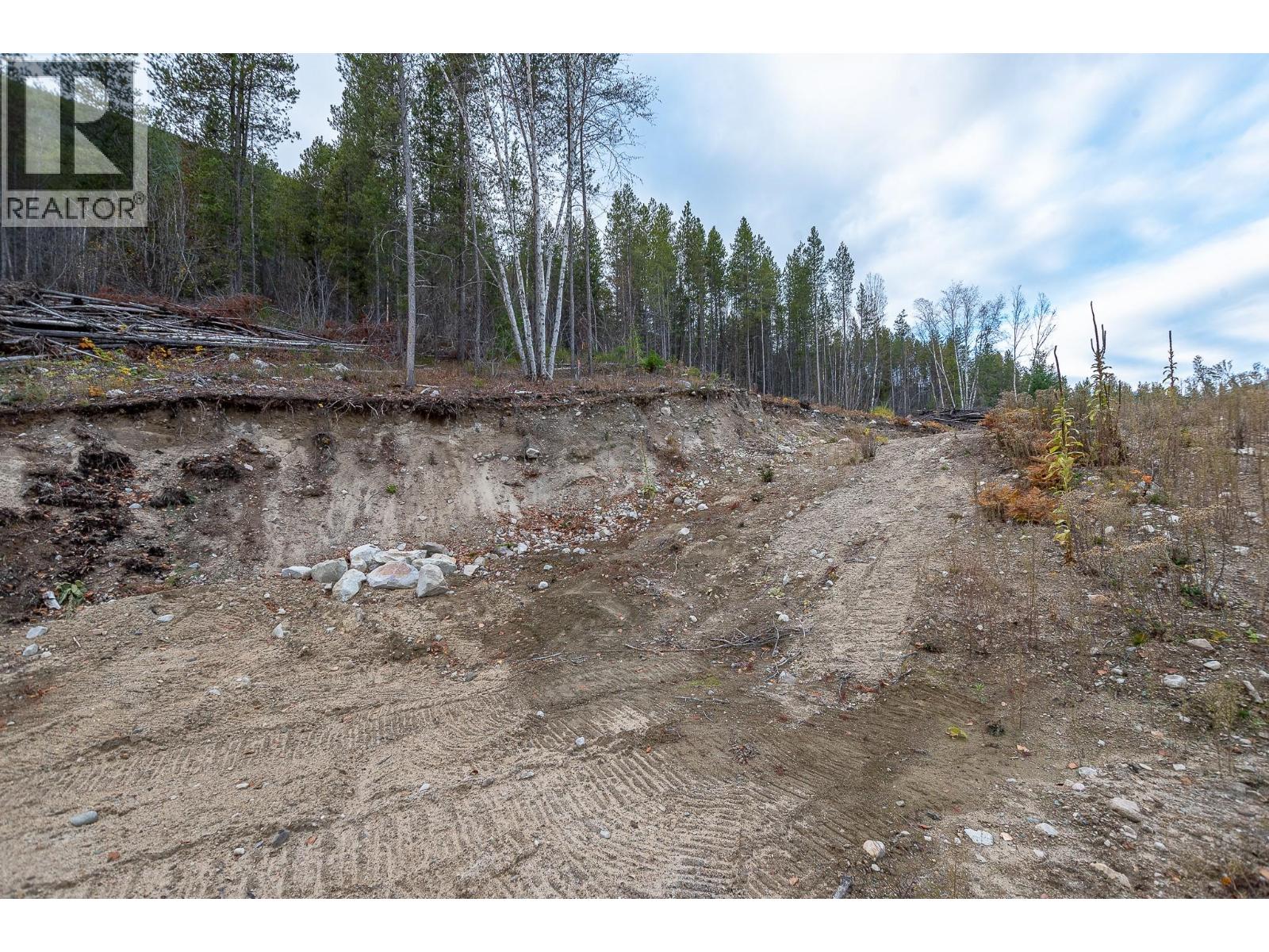 6450 1 Avenue Nw Lot# 2, Salmon Arm, British Columbia  V1E 3B2 - Photo 6 - 10379832