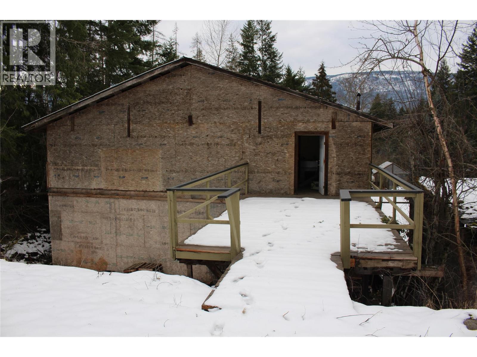 4850 Foothill Road Sw, Salmon Arm, British Columbia  V1E 3C2 - Photo 15 - 10378854