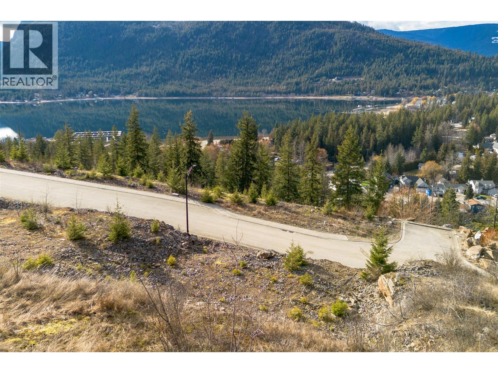 283 Bayview Drive, Sicamous, British Columbia  V0E 2V1 - Photo 10 - 10376942