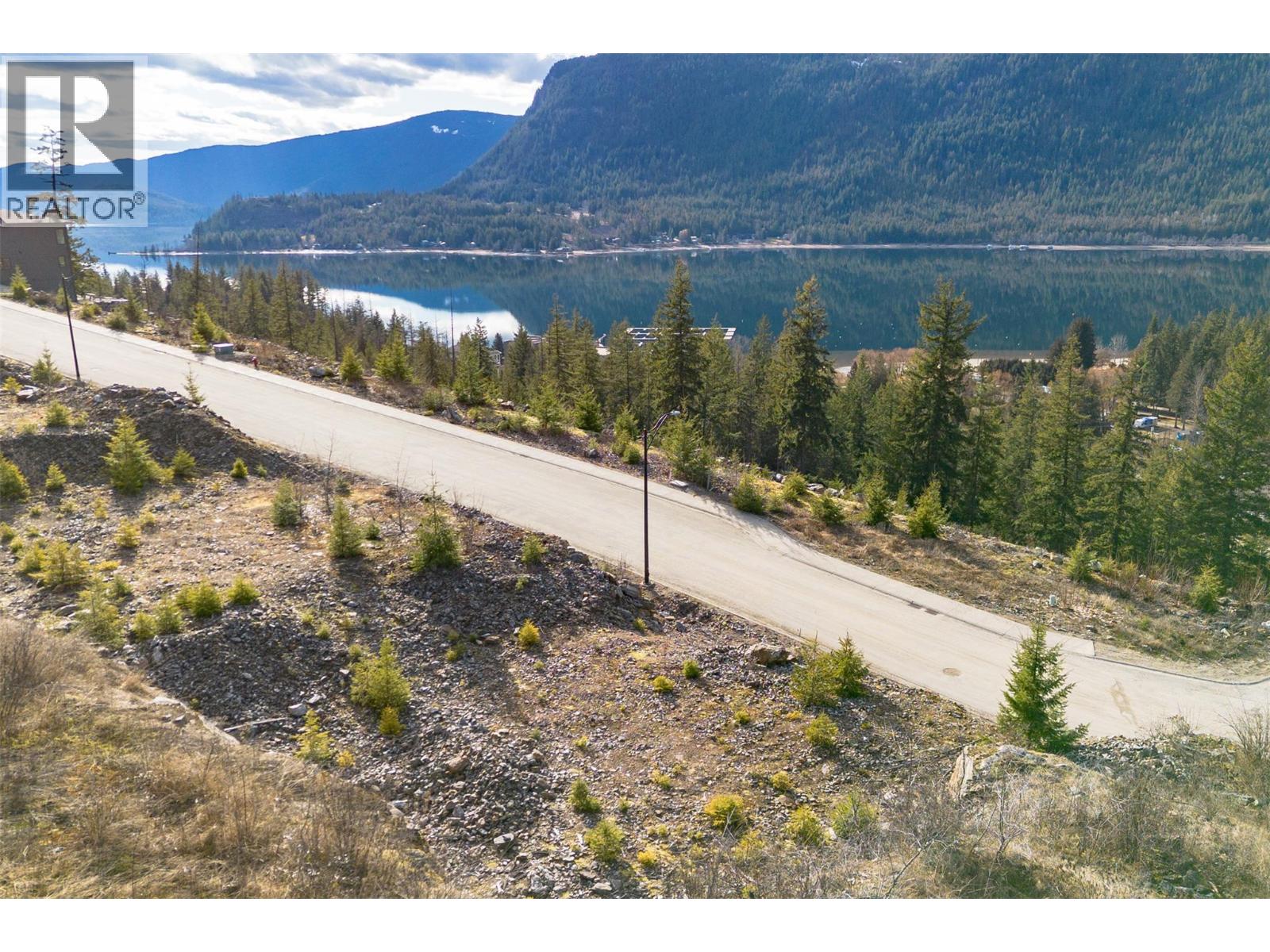 283 Bayview Drive, Sicamous, British Columbia  V0E 2V1 - Photo 11 - 10376942