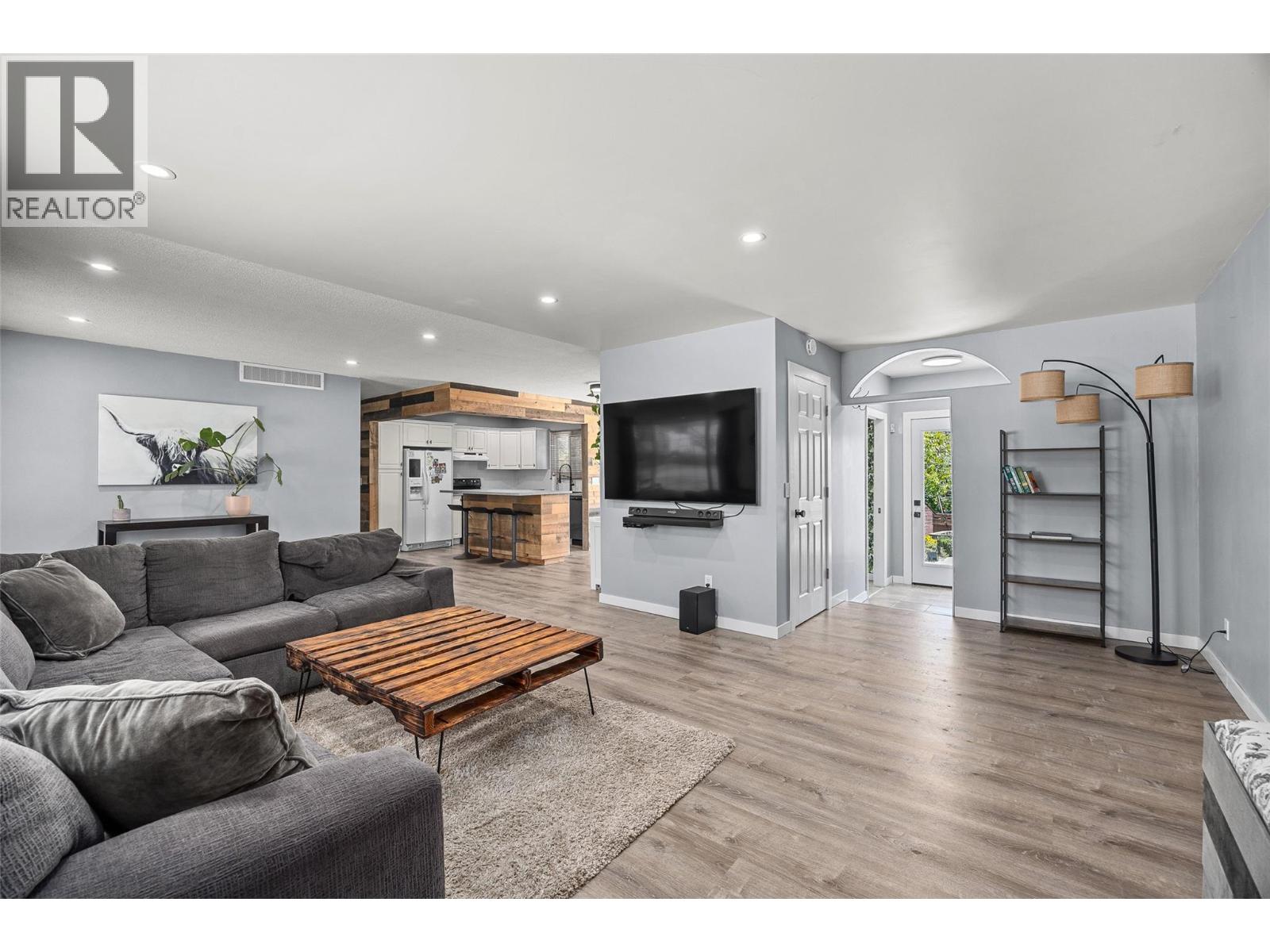 3592 Barney Road, West Kelowna, British Columbia  V4T 1J2 - Photo 4 - 10380189
