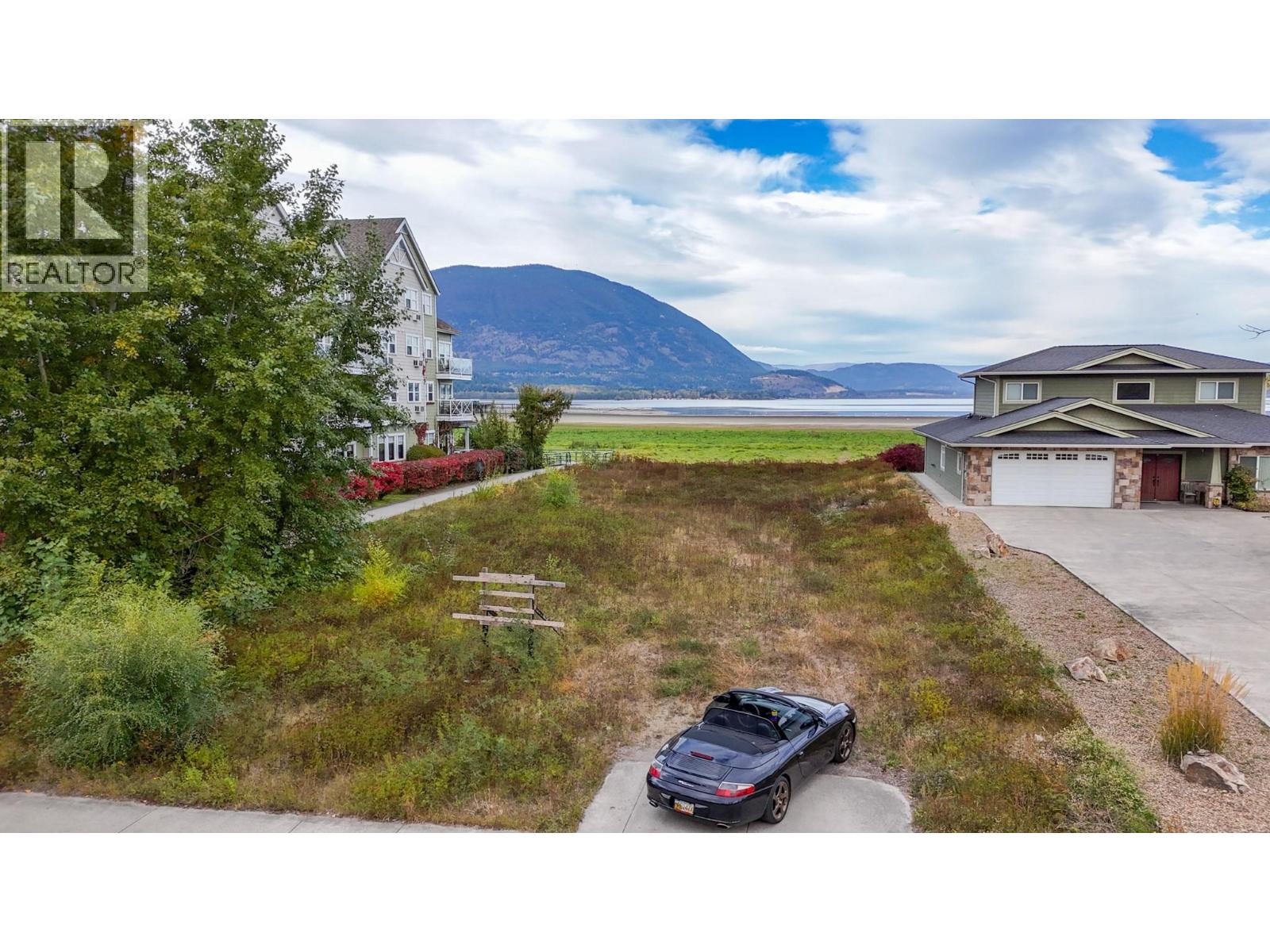 721 Harbourfront Drive Ne, Salmon Arm, British Columbia  V1E 3L4 - Photo 17 - 10380166