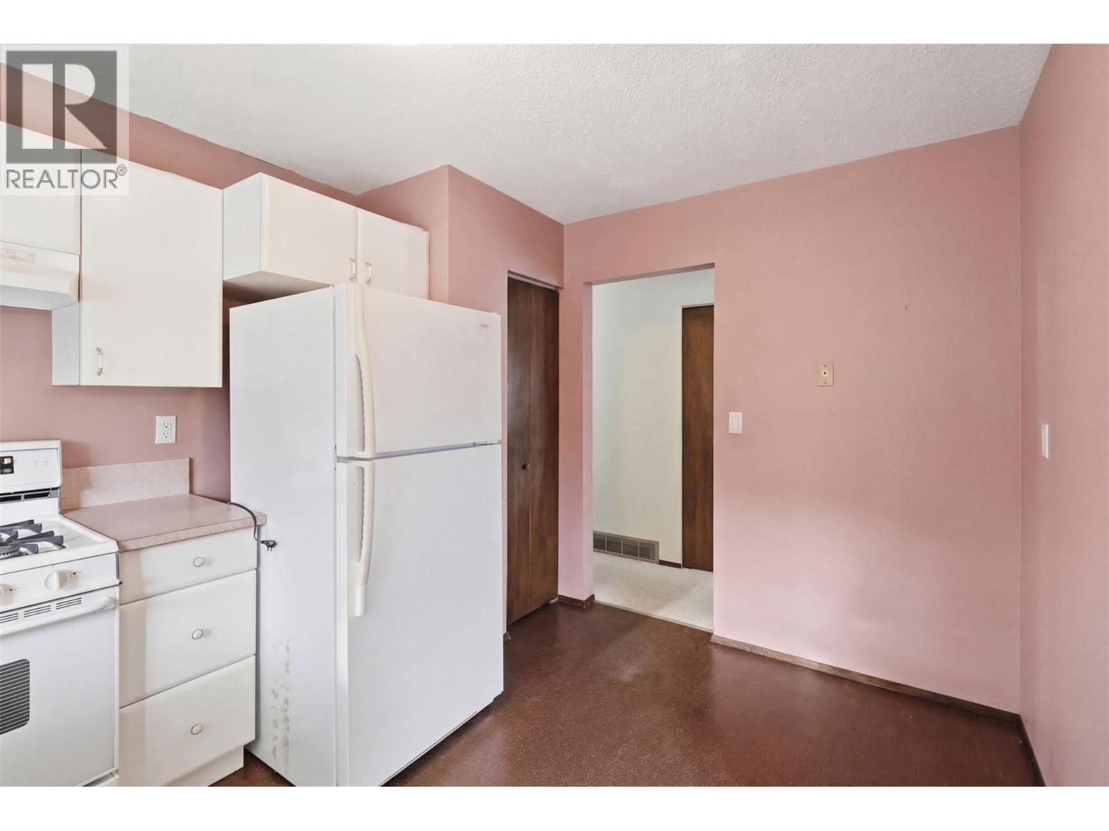 2563 Sandalwood Drive, Kamloops, British Columbia  V2B 6V3 - Photo 16 - 10380056
