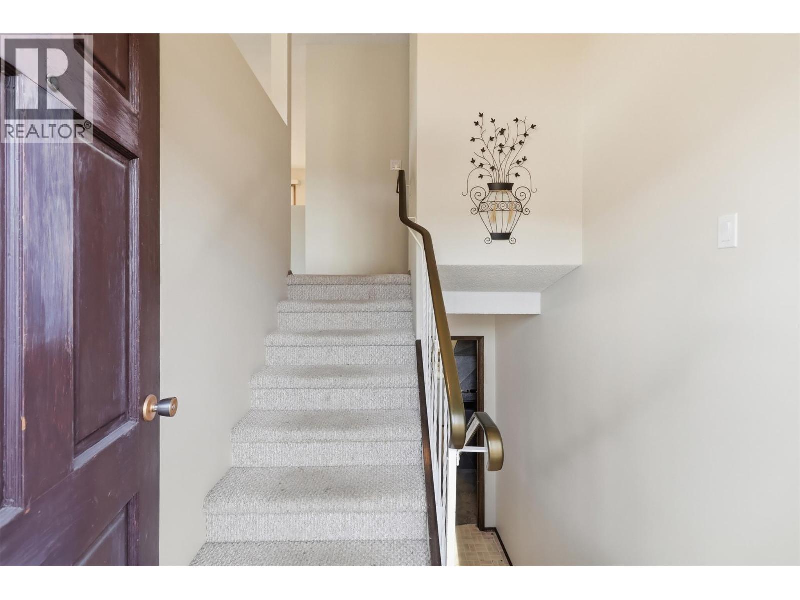 2563 Sandalwood Drive, Kamloops, British Columbia  V2B 6V3 - Photo 26 - 10380056