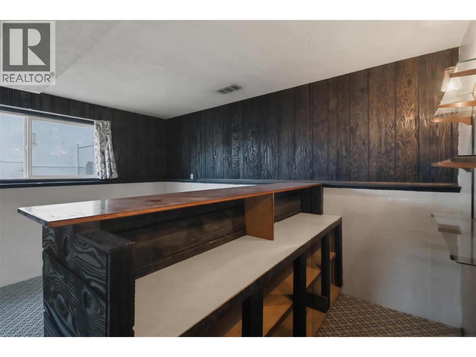 2563 Sandalwood Drive, Kamloops, British Columbia  V2B 6V3 - Photo 31 - 10380056