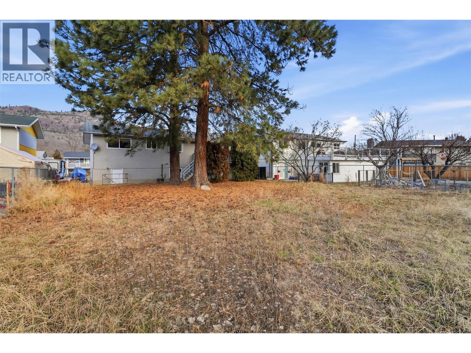 2563 Sandalwood Drive, Kamloops, British Columbia  V2B 6V3 - Photo 44 - 10380056