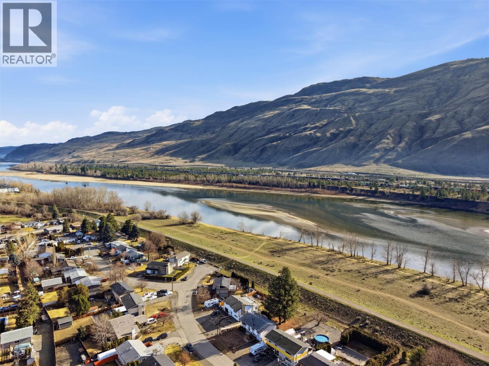 2563 Sandalwood Drive, Kamloops, British Columbia  V2B 6V3 - Photo 48 - 10380056
