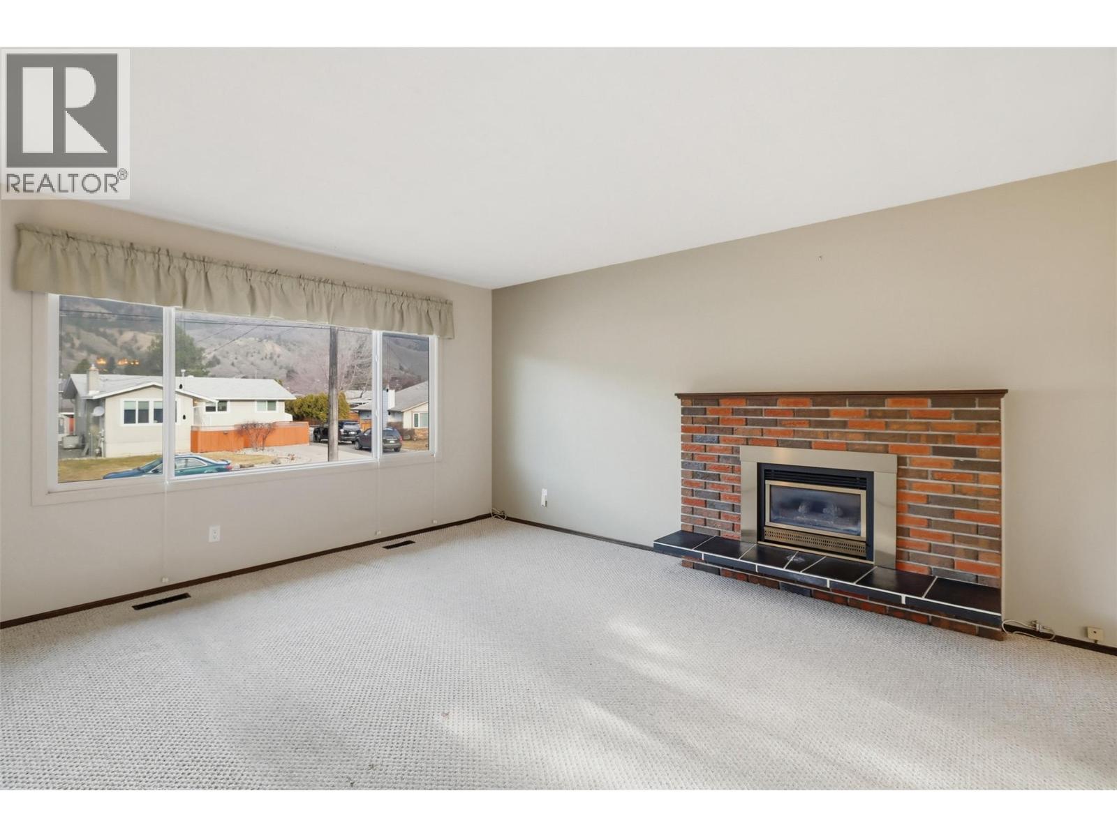 2563 Sandalwood Drive, Kamloops, British Columbia  V2B 6V3 - Photo 6 - 10380056