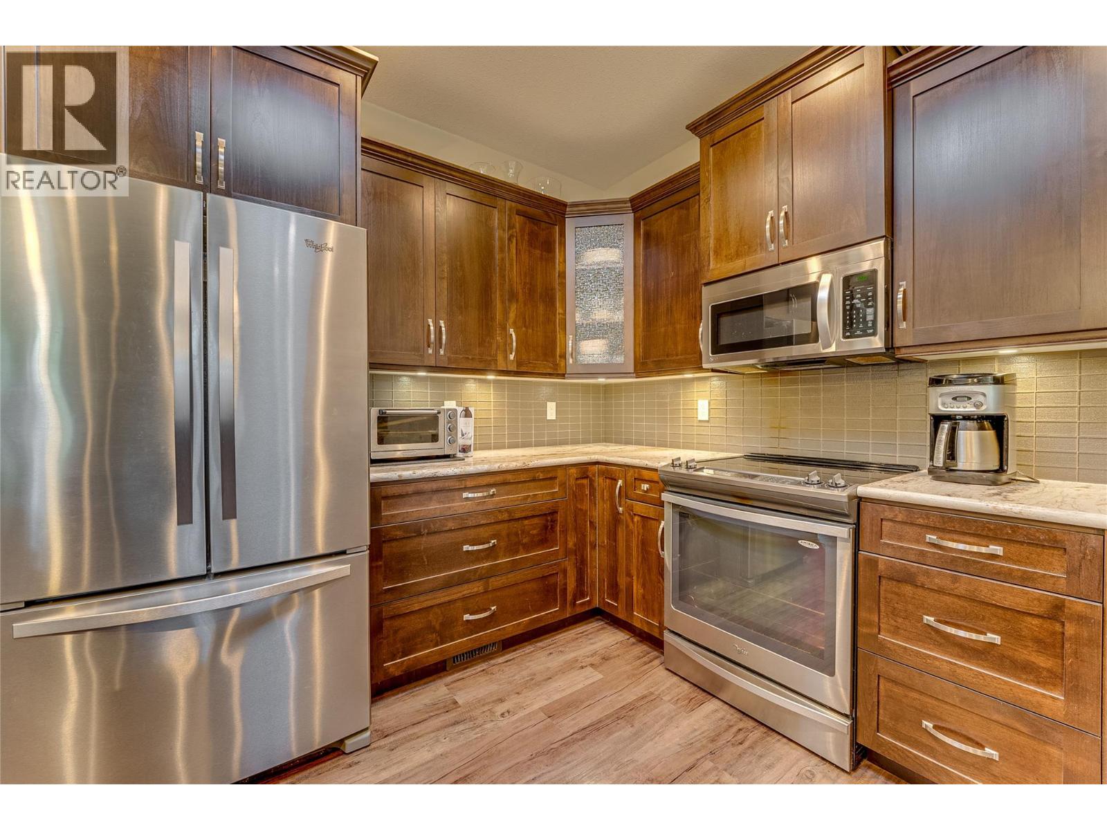 270 Grouse Avenue, Vernon, British Columbia  V1H 2A1 - Photo 13 - 10380205