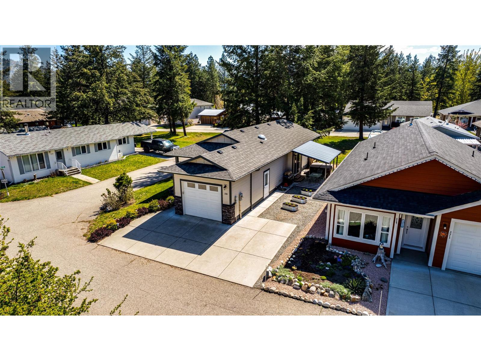 270 Grouse Avenue, Vernon, British Columbia  V1H 2A1 - Photo 3 - 10380205